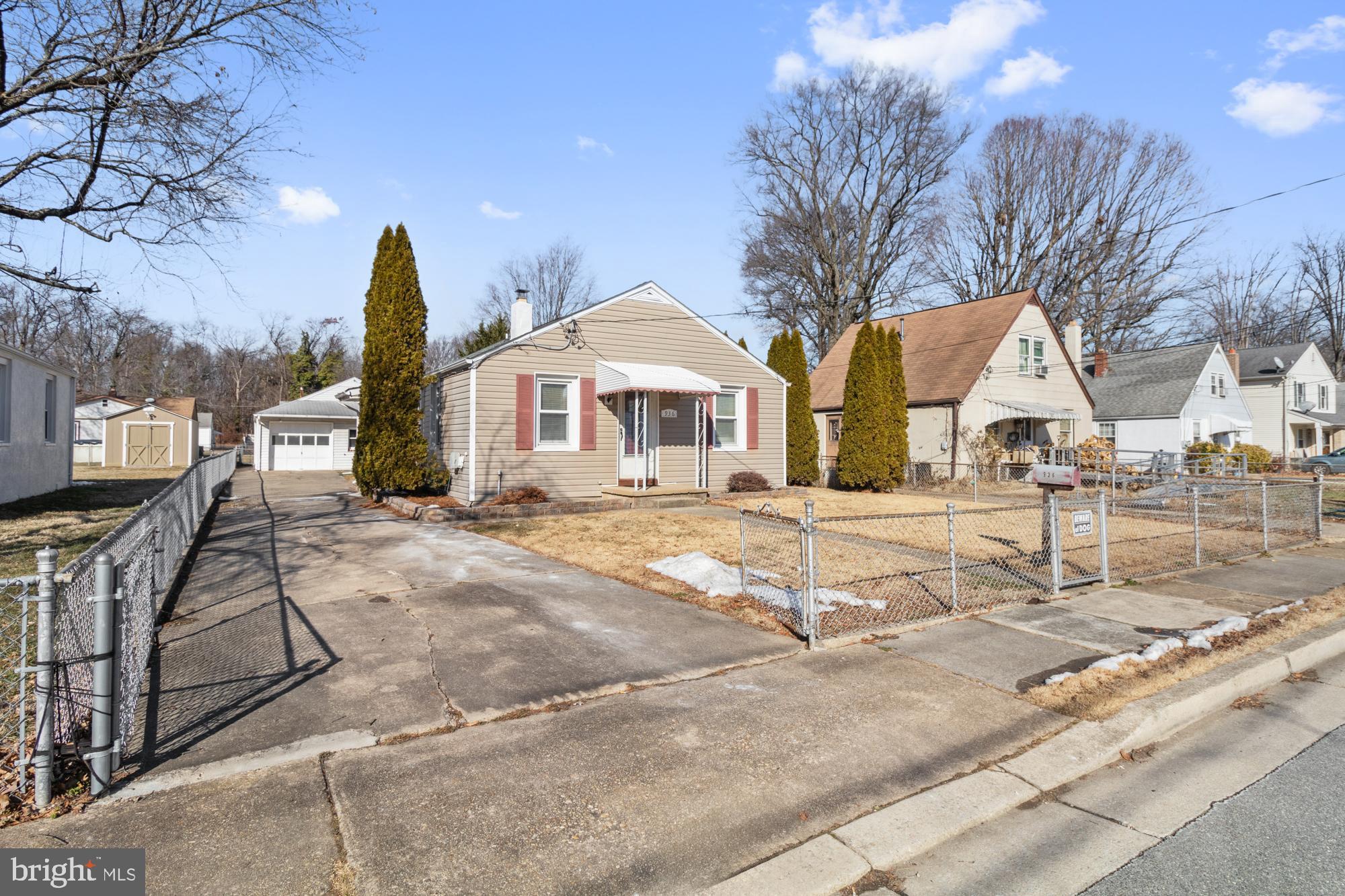 MARLYN TERRACE - Residential