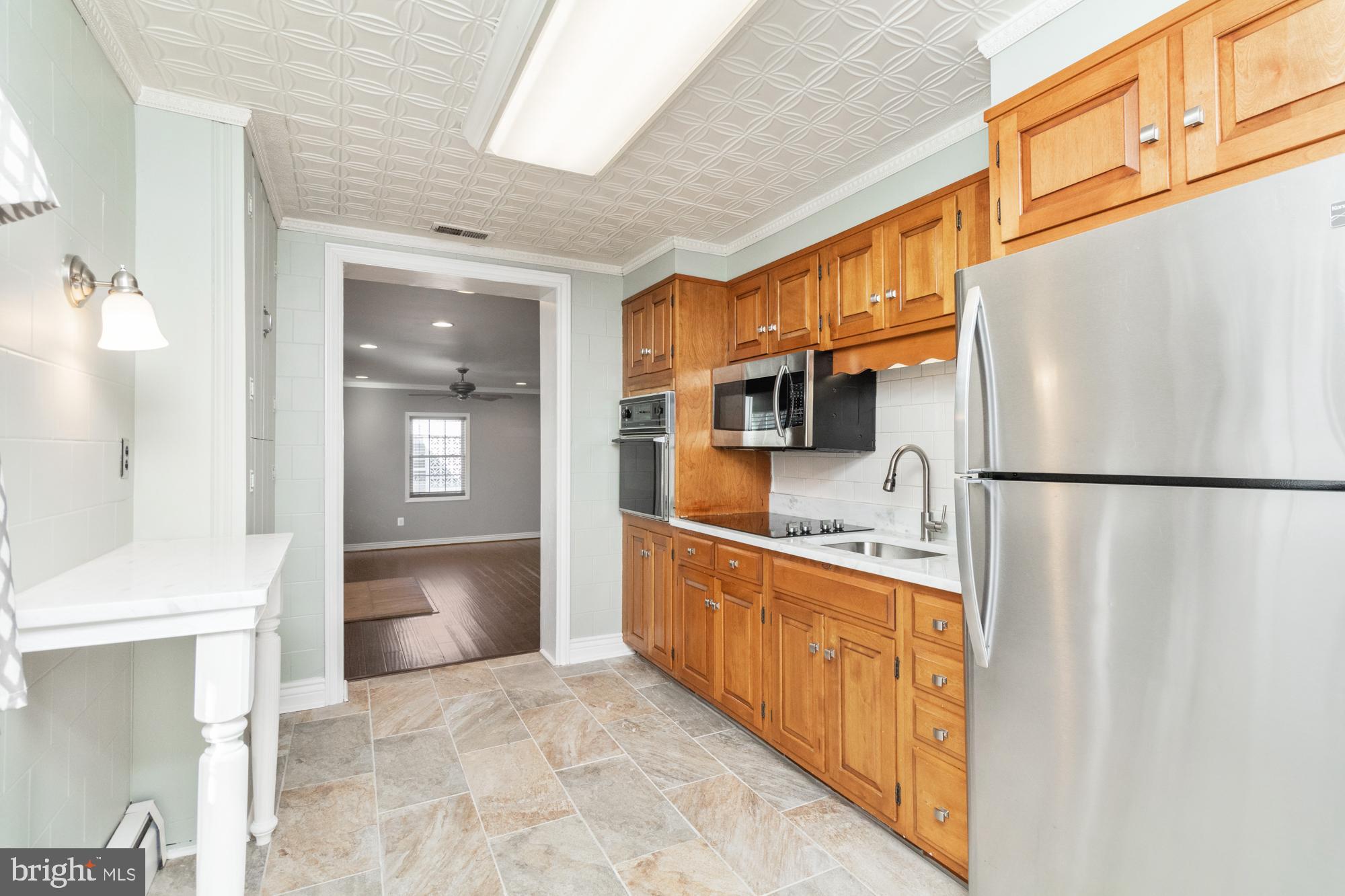 MARLYN TERRACE - Residential