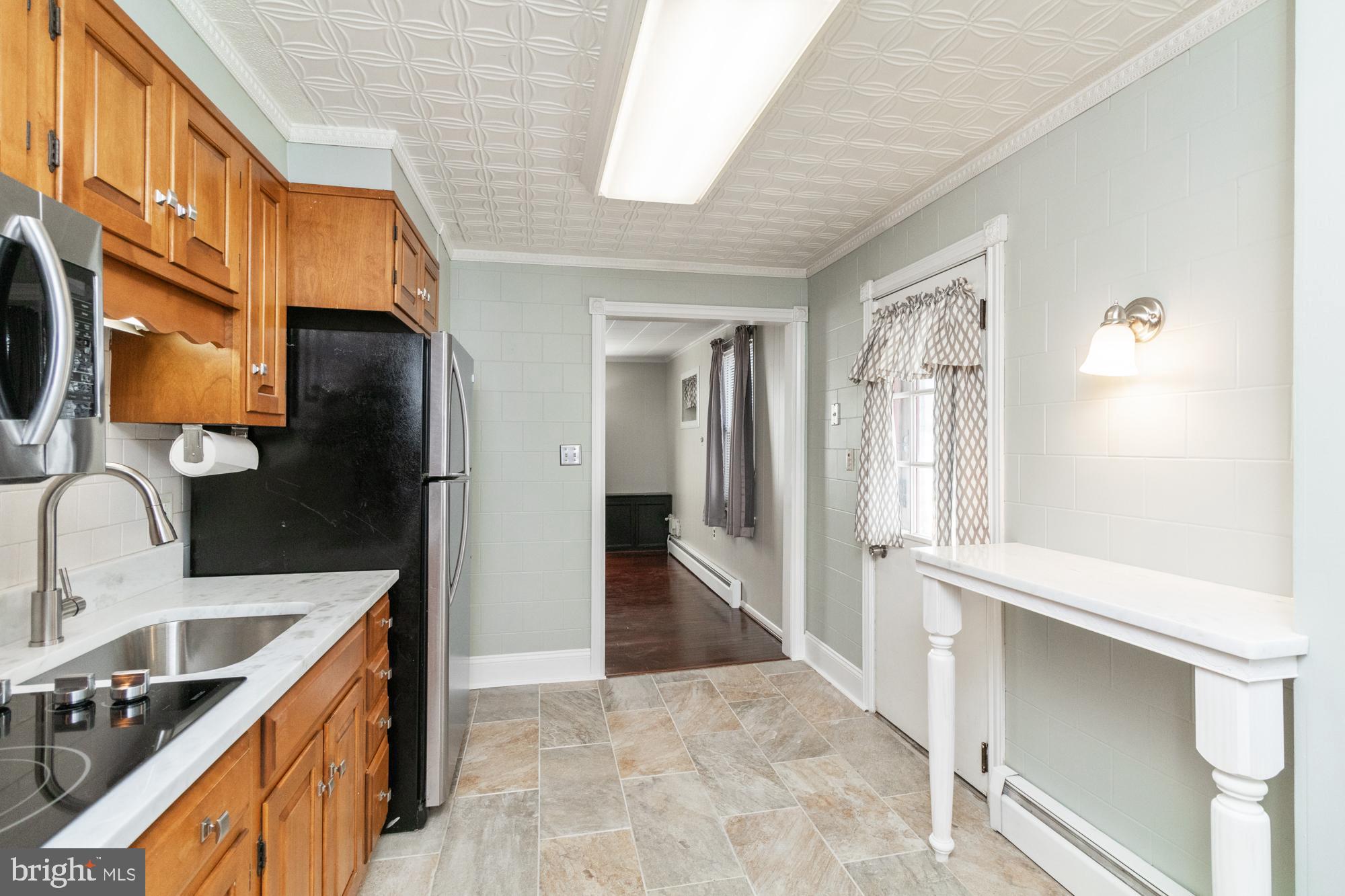 MARLYN TERRACE - Residential