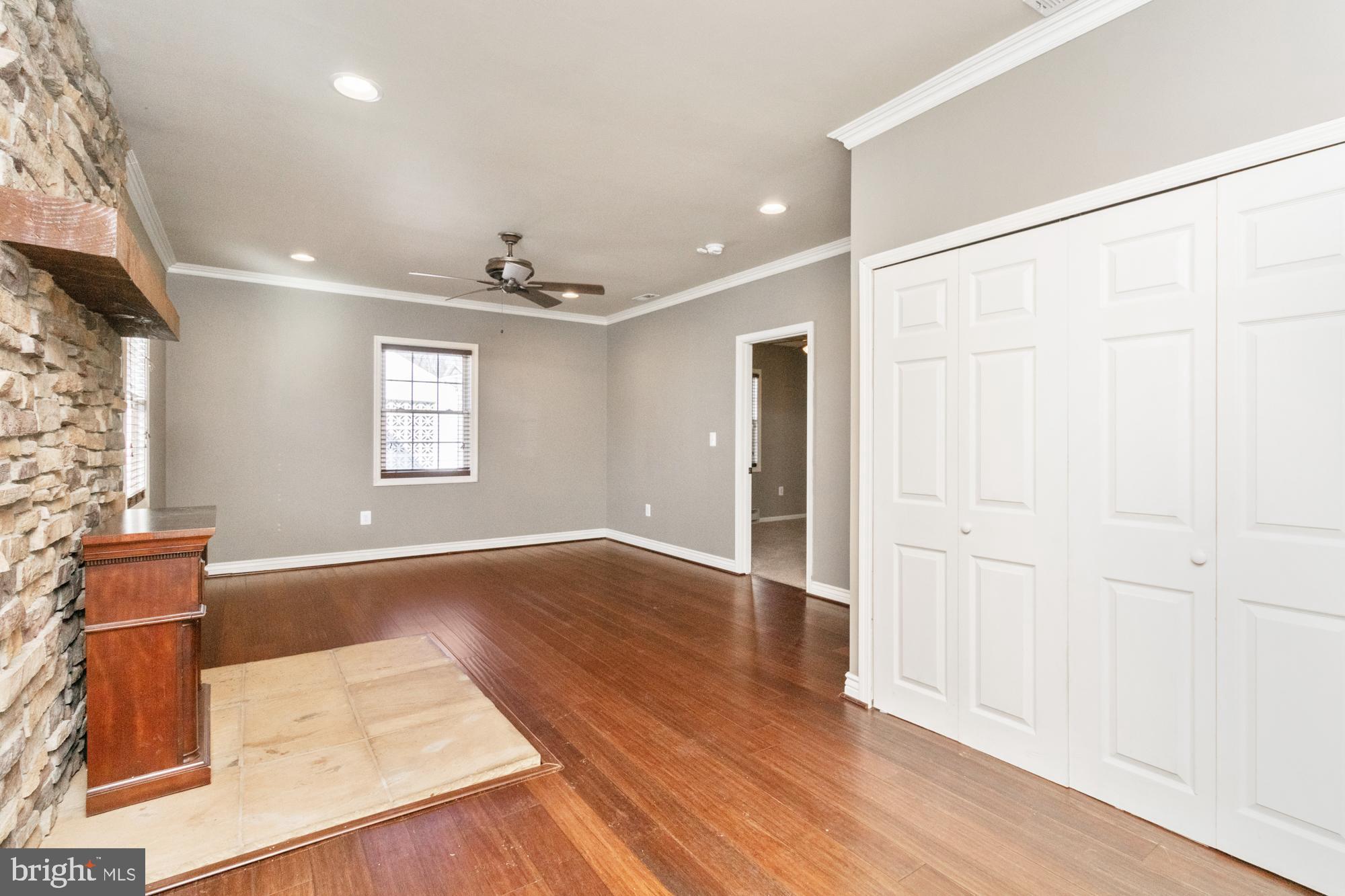 MARLYN TERRACE - Residential