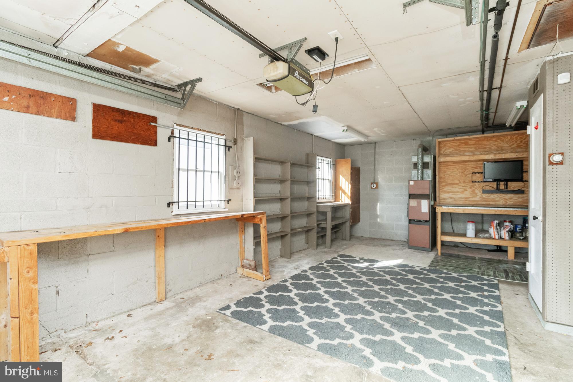 MARLYN TERRACE - Residential