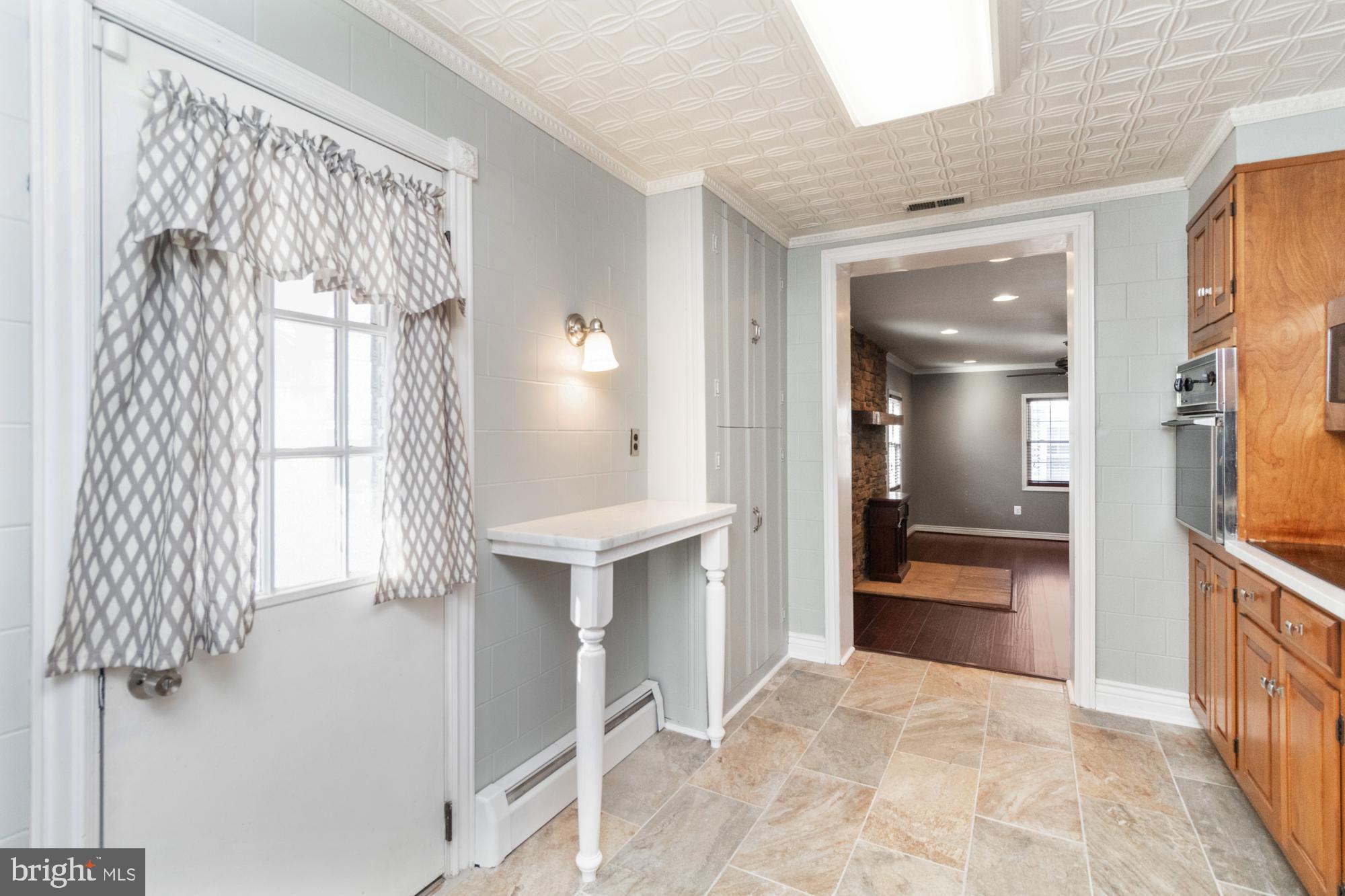 MARLYN TERRACE - Residential