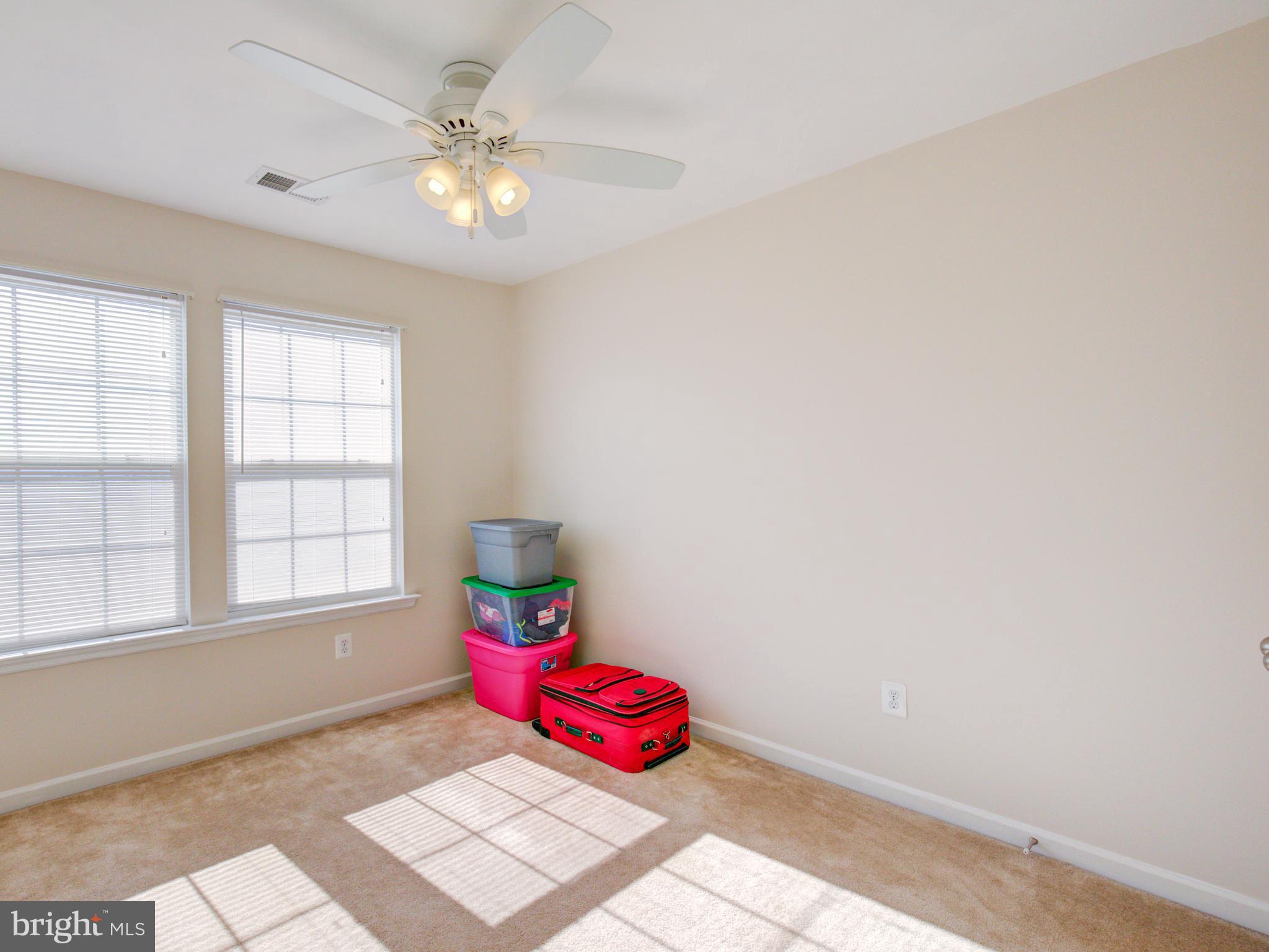 LAKELAND PLACE - Residential