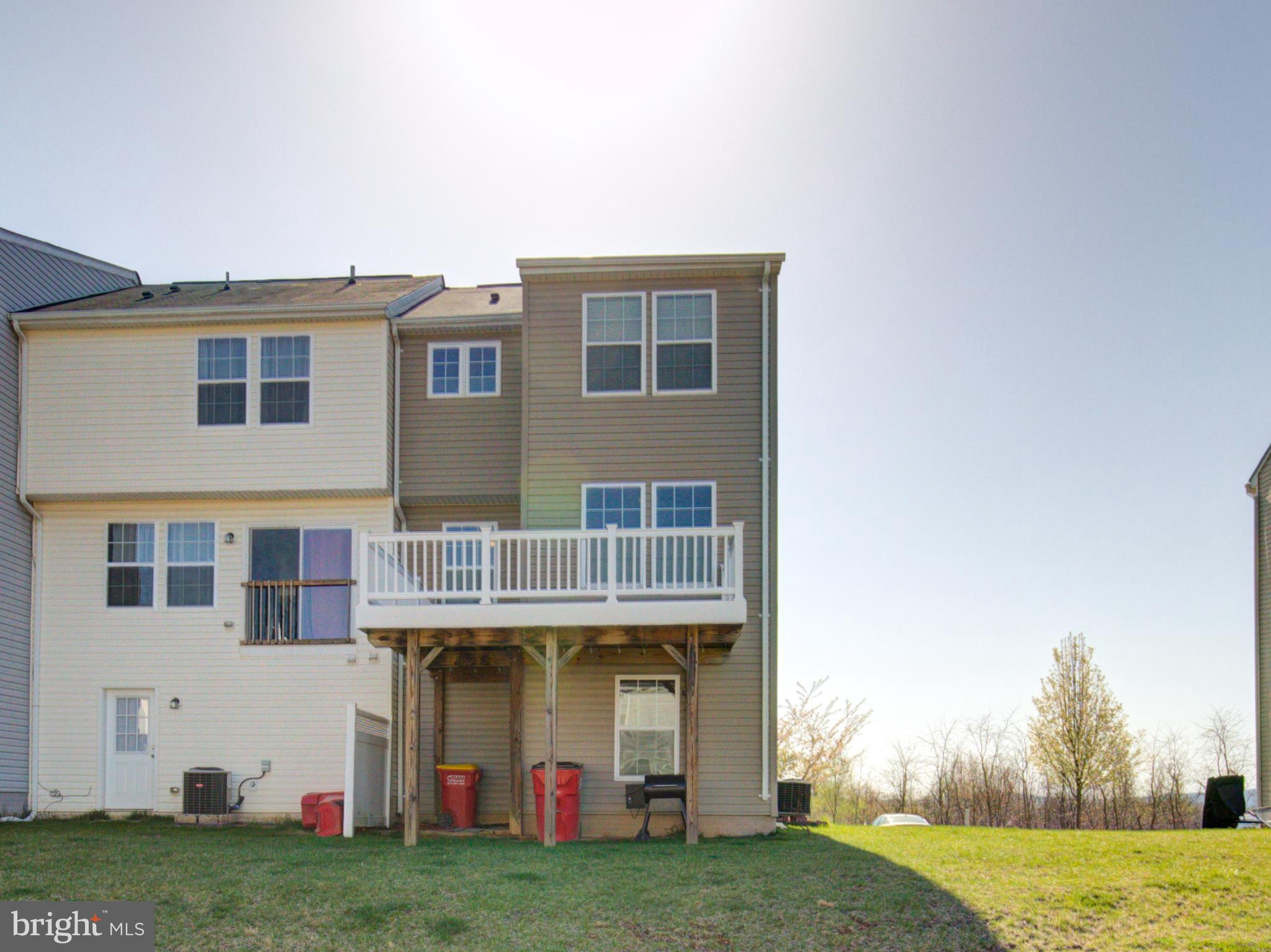 LAKELAND PLACE - Residential