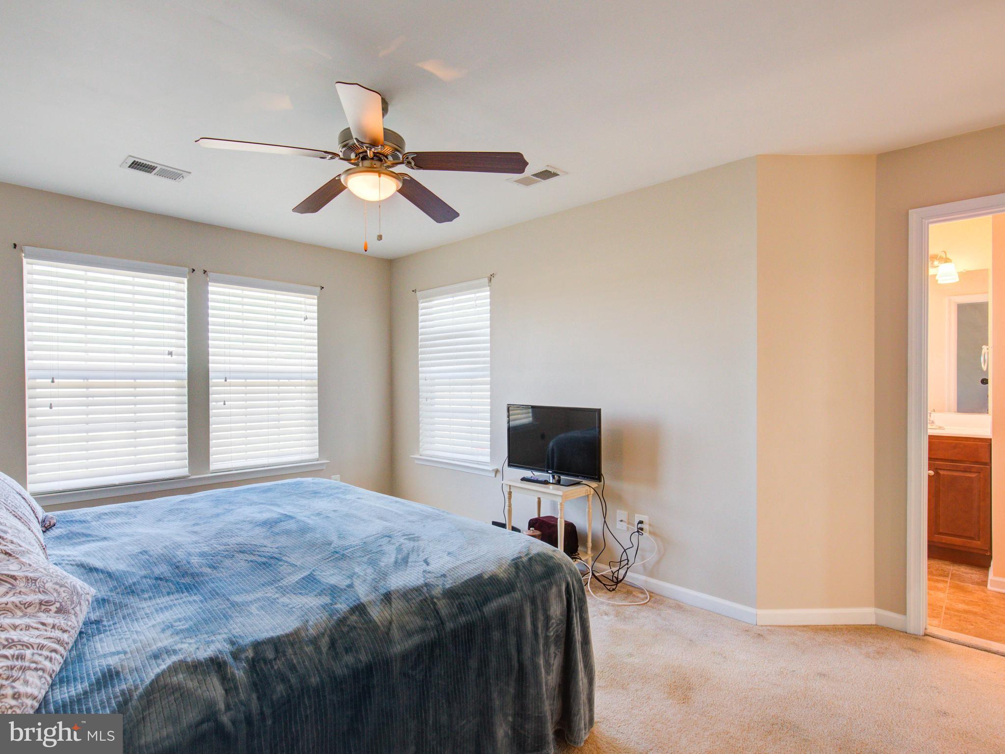 LAKELAND PLACE - Residential