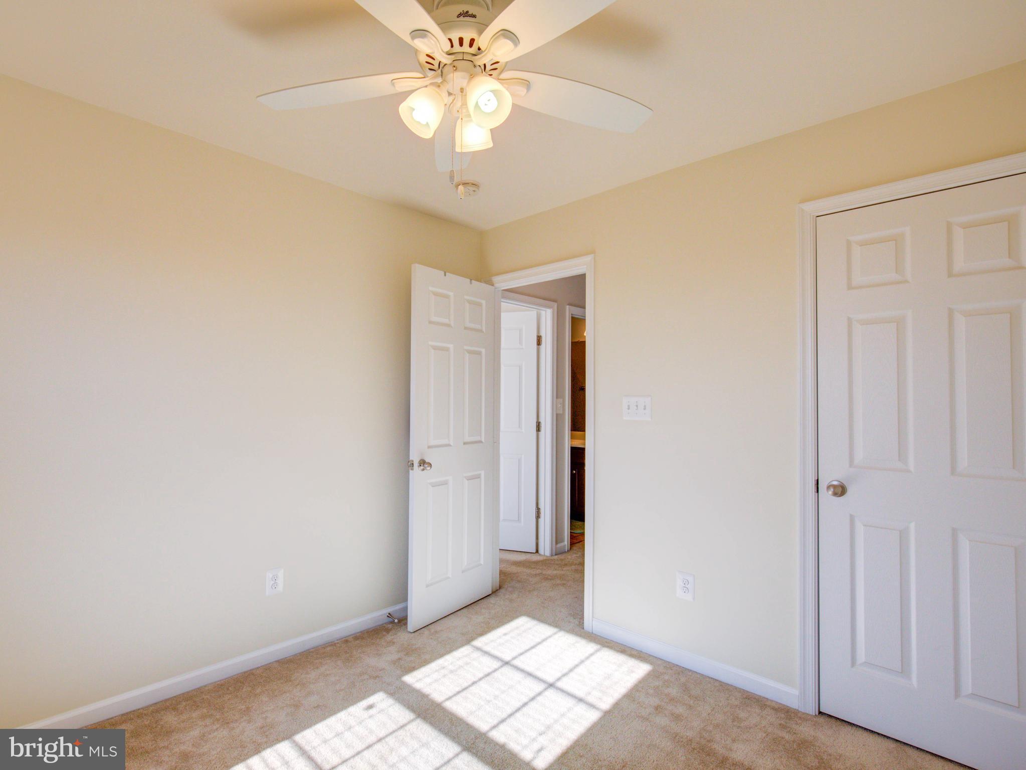 LAKELAND PLACE - Residential