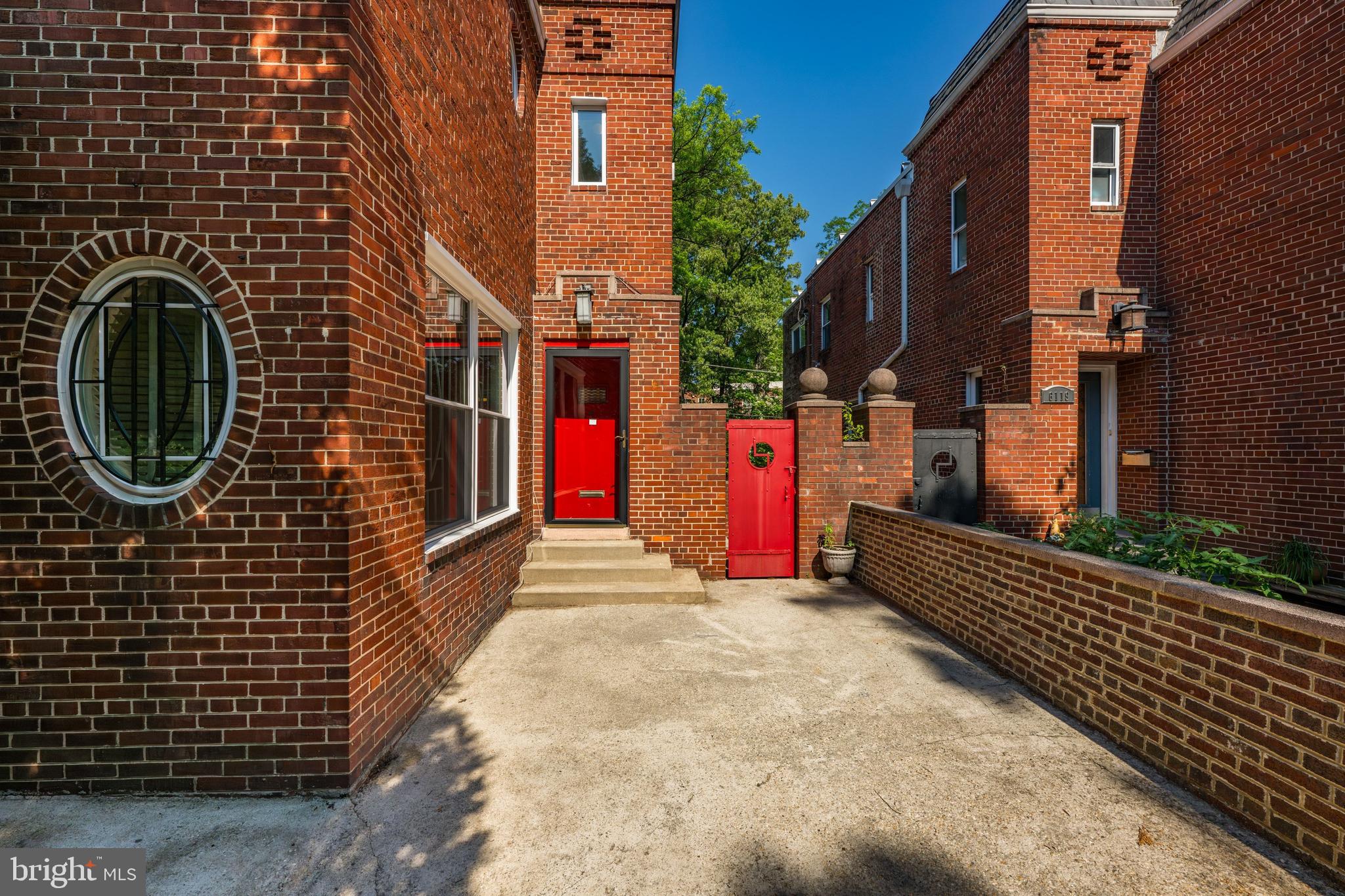 6121 14TH STREET NW