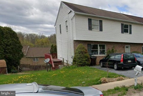 Townhouse For Sale - 530 Union Street<br/> BIRDSBORO, PA 19508