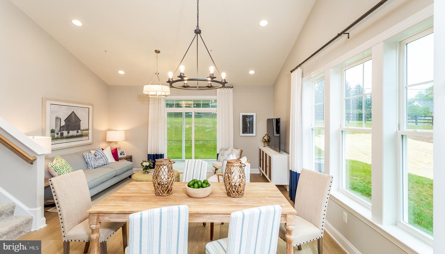 ROSEHILL MANOR - Residential