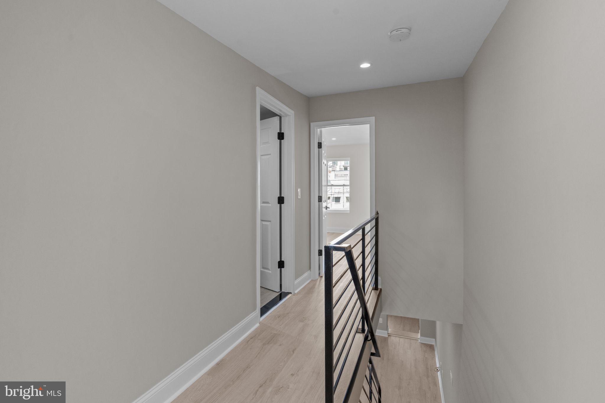 PORT RICHMOND - Residential