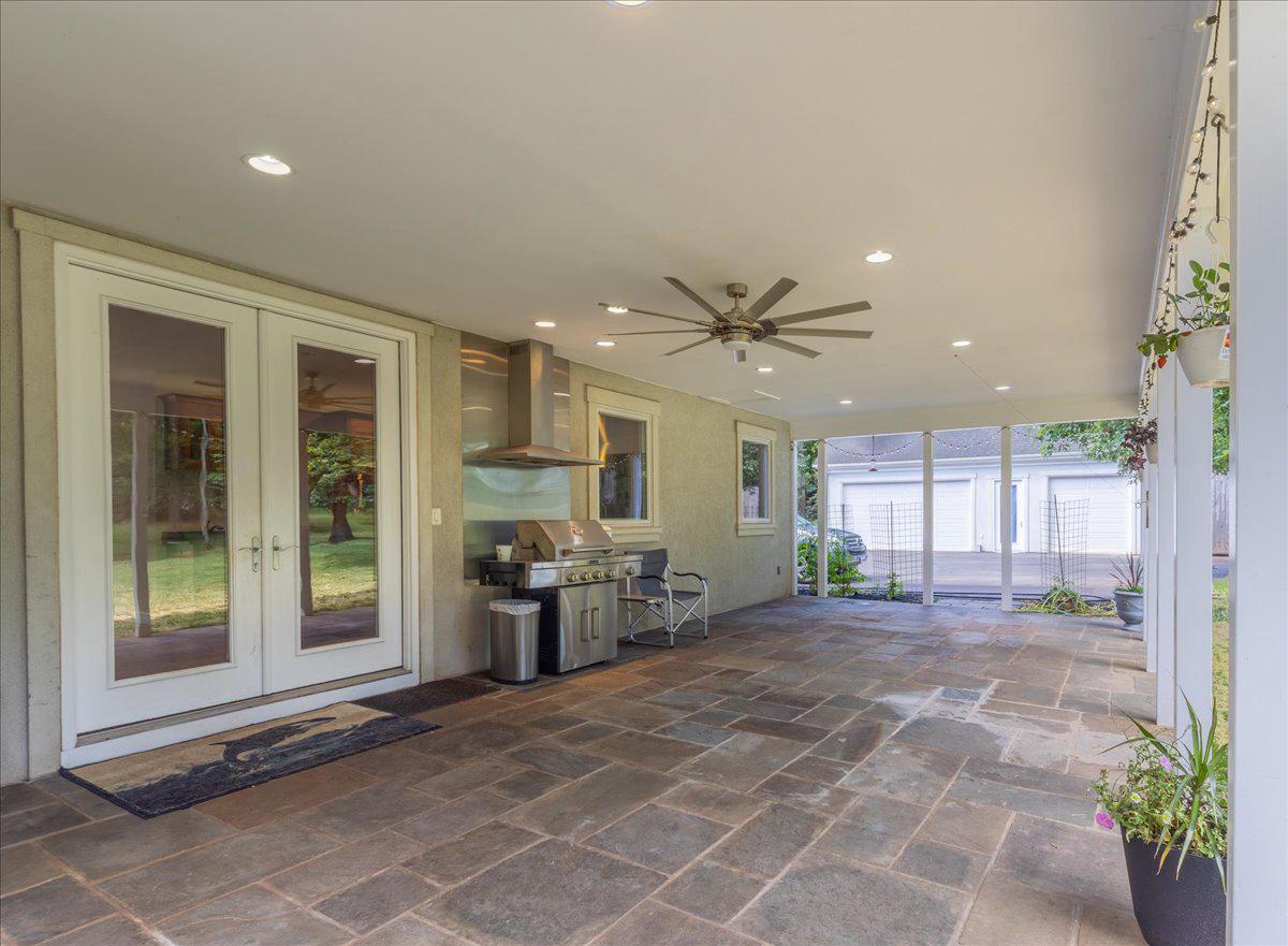 5202 CHASE LANE