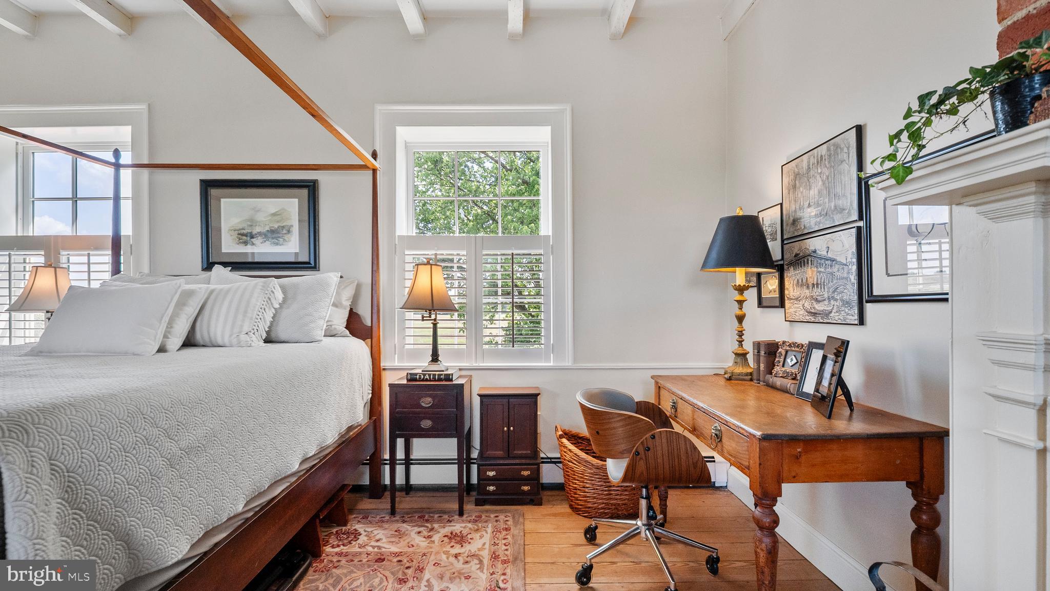 CENTREVILLE - Residential