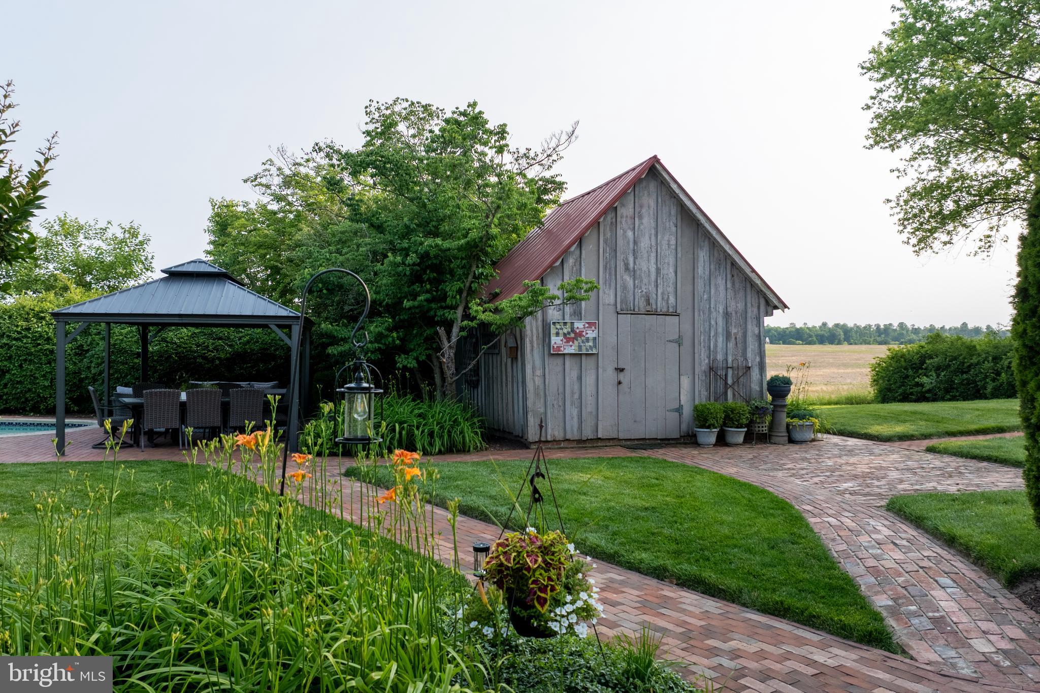 CENTREVILLE - Residential