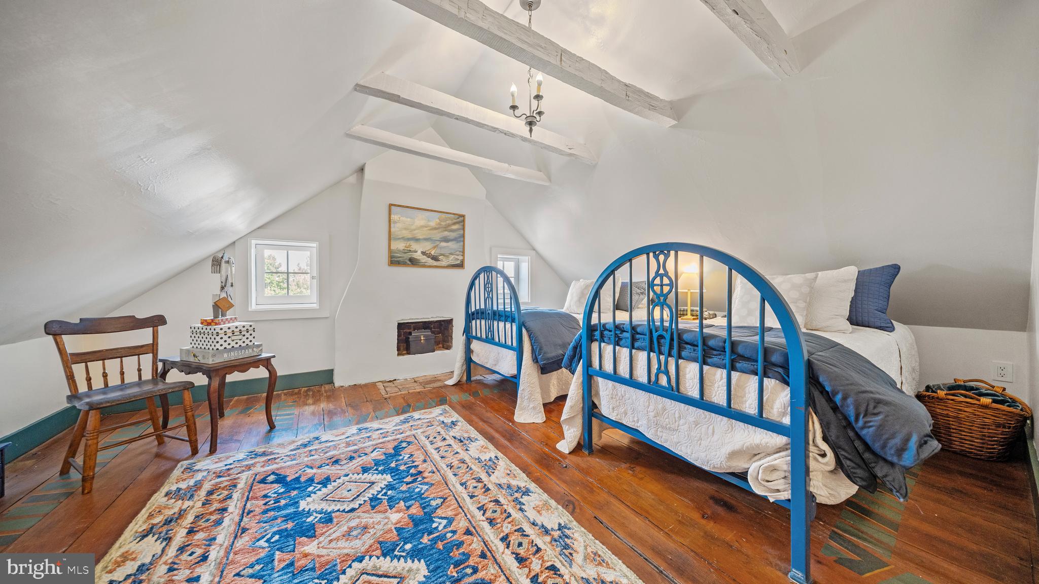 CENTREVILLE - Residential