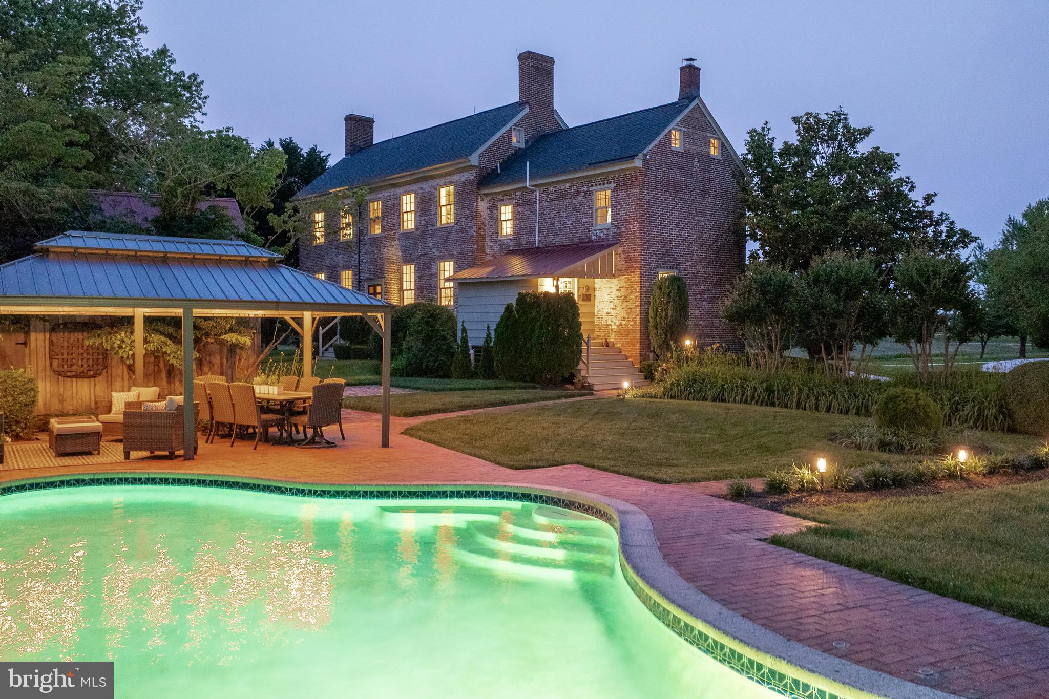 CENTREVILLE - Residential