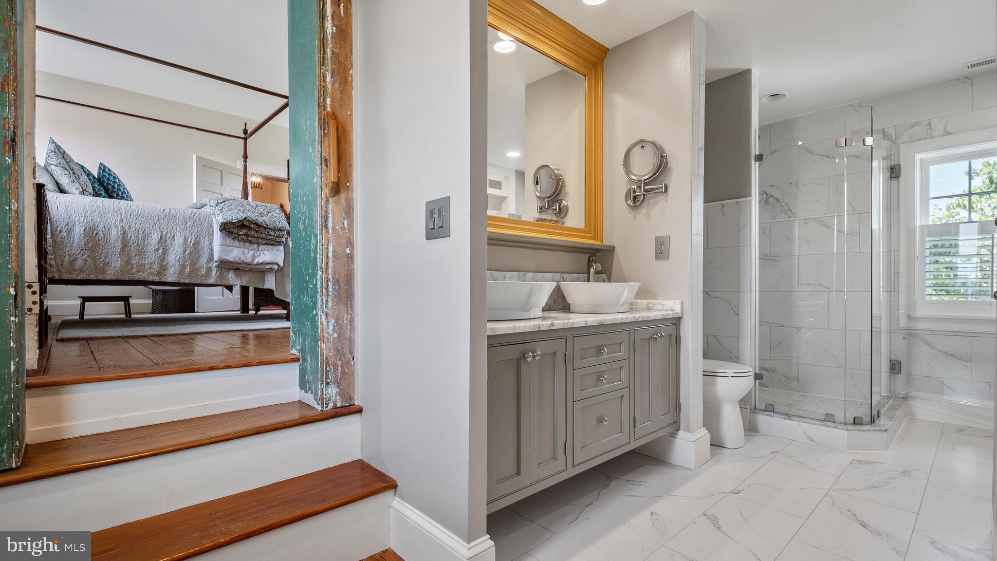 CENTREVILLE - Residential