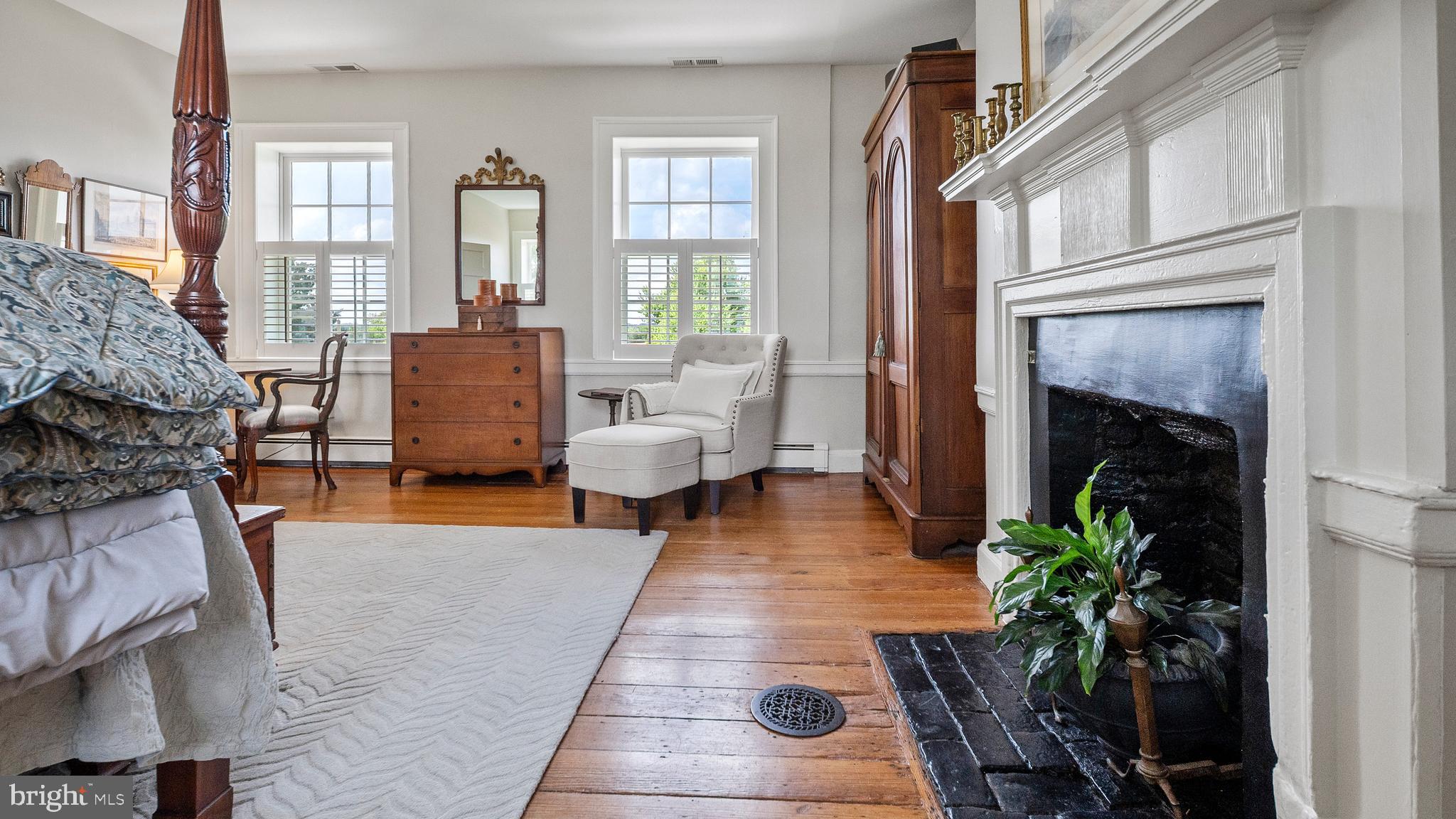 CENTREVILLE - Residential