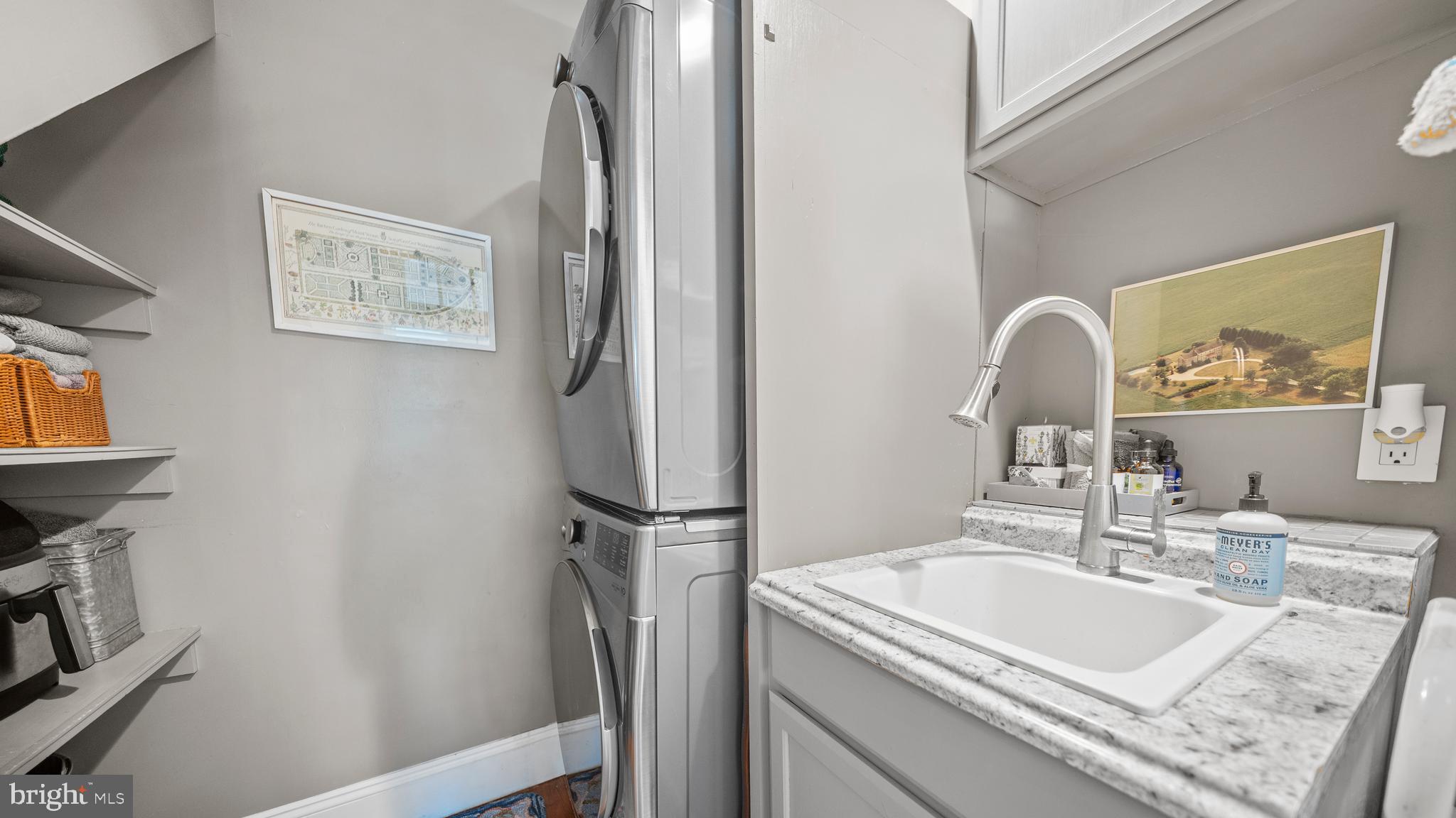 CENTREVILLE - Residential