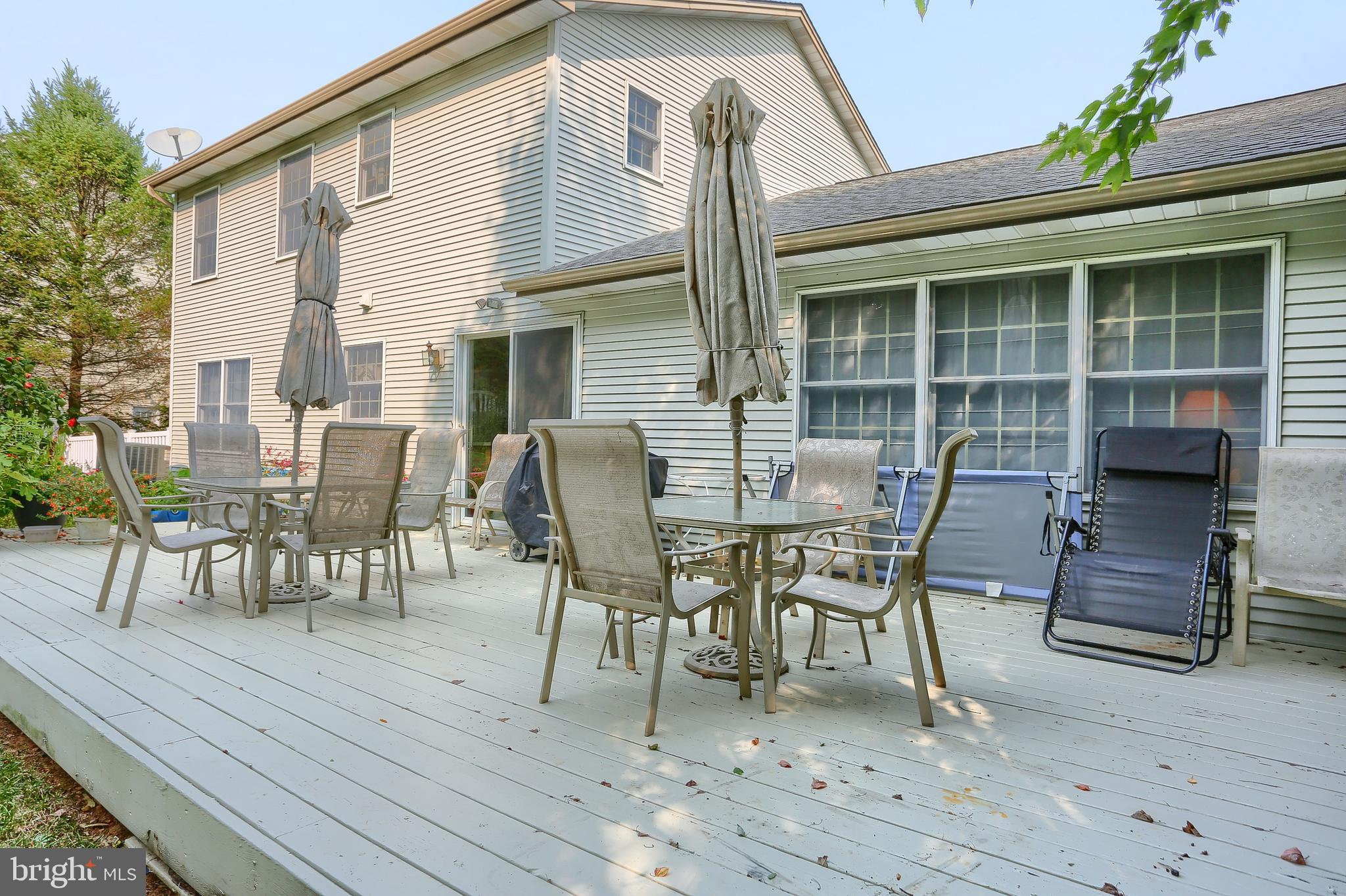 FAIRWAY HILLS - Residential