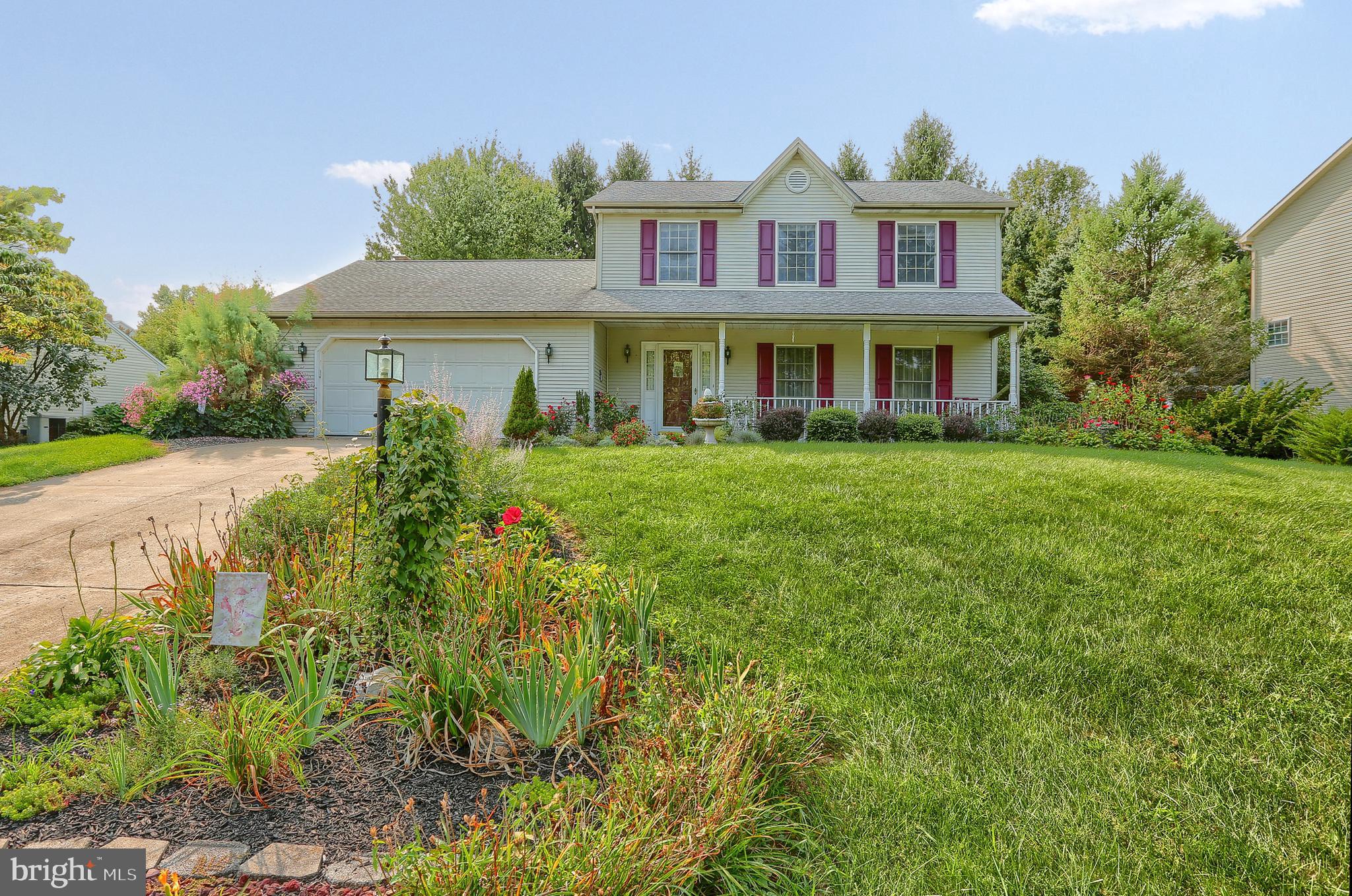 FAIRWAY HILLS - Residential