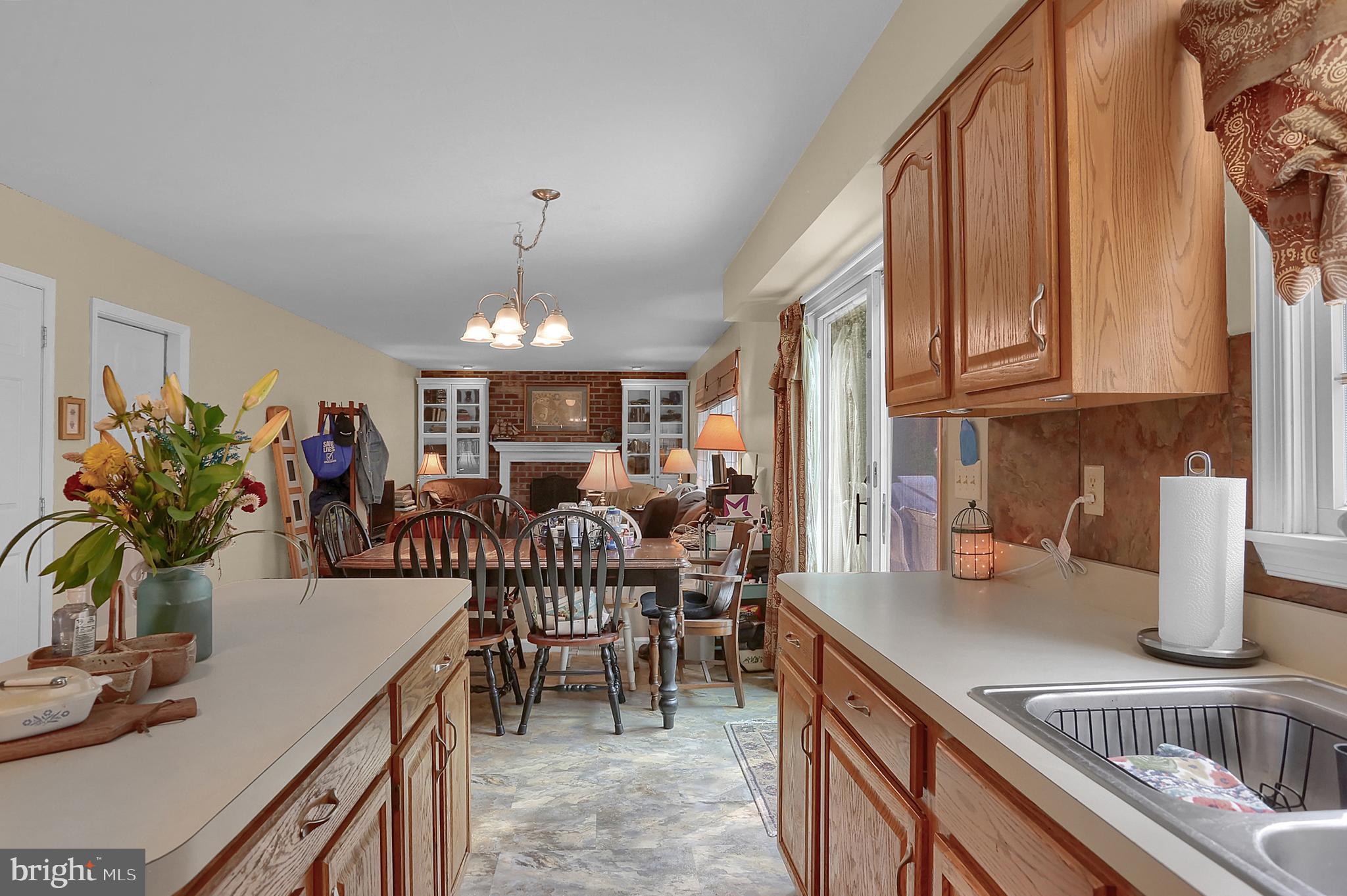 FAIRWAY HILLS - Residential