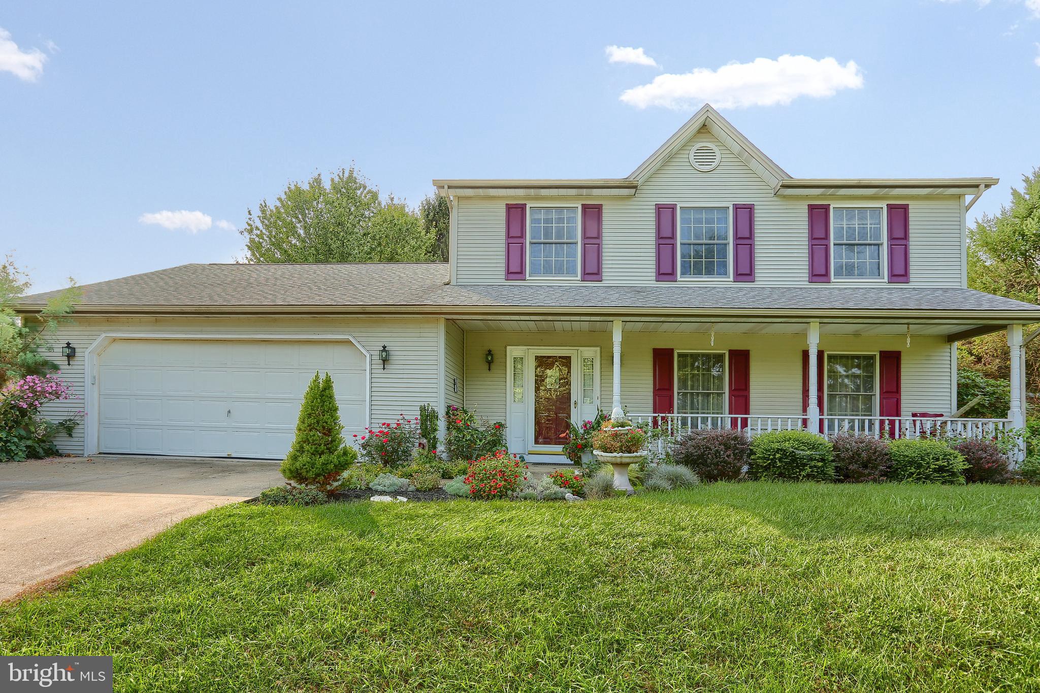 FAIRWAY HILLS - Residential