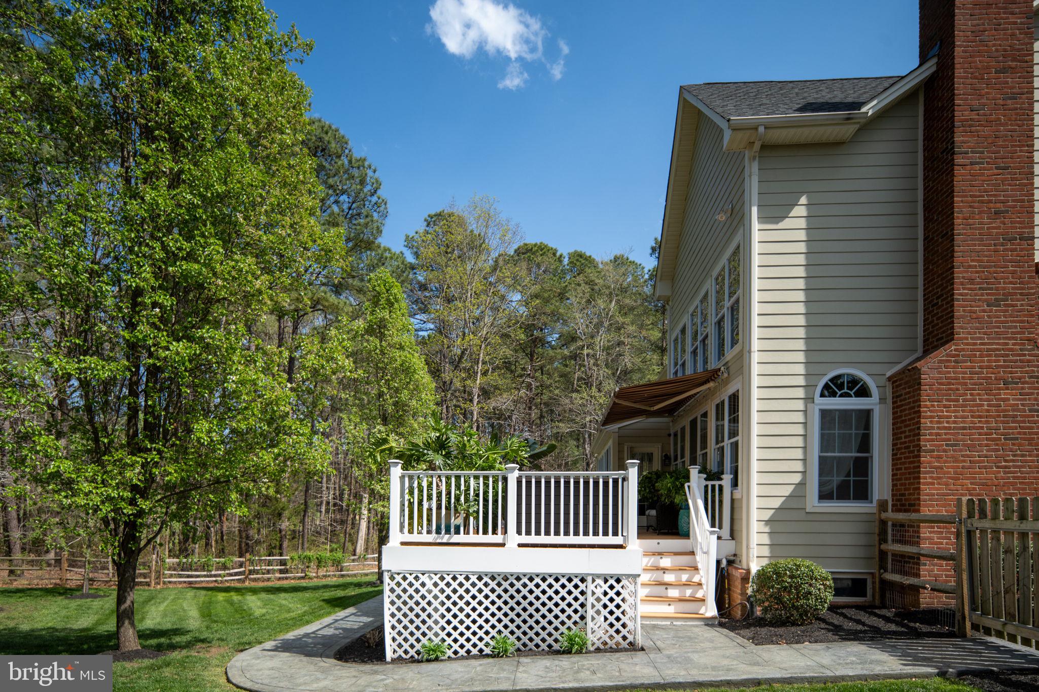 FAWN LAKE - Residential