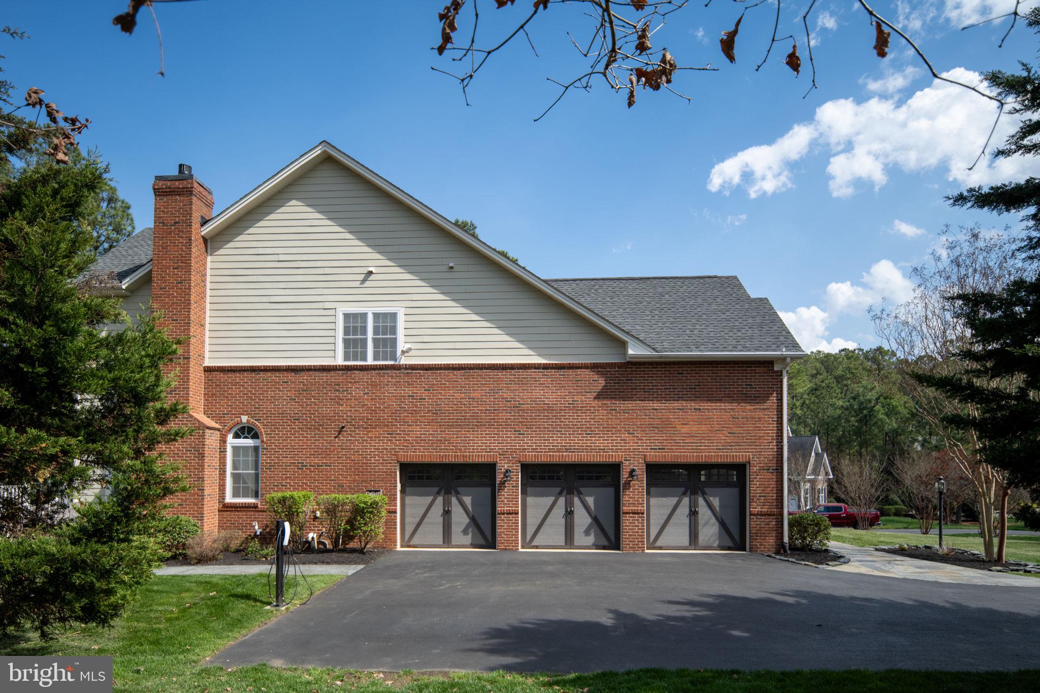 FAWN LAKE - Residential