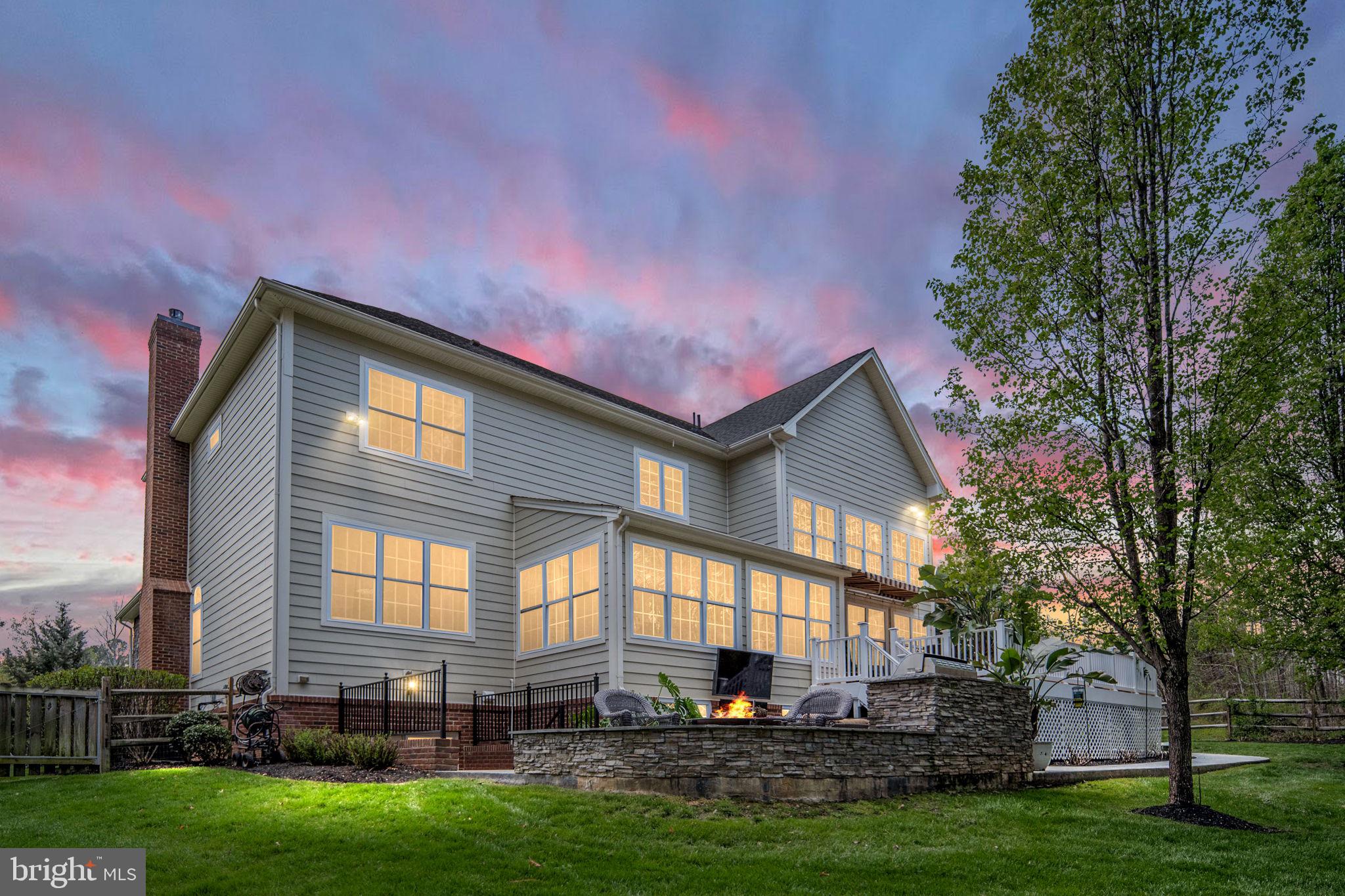 11613 PINE HOLLOW LANE