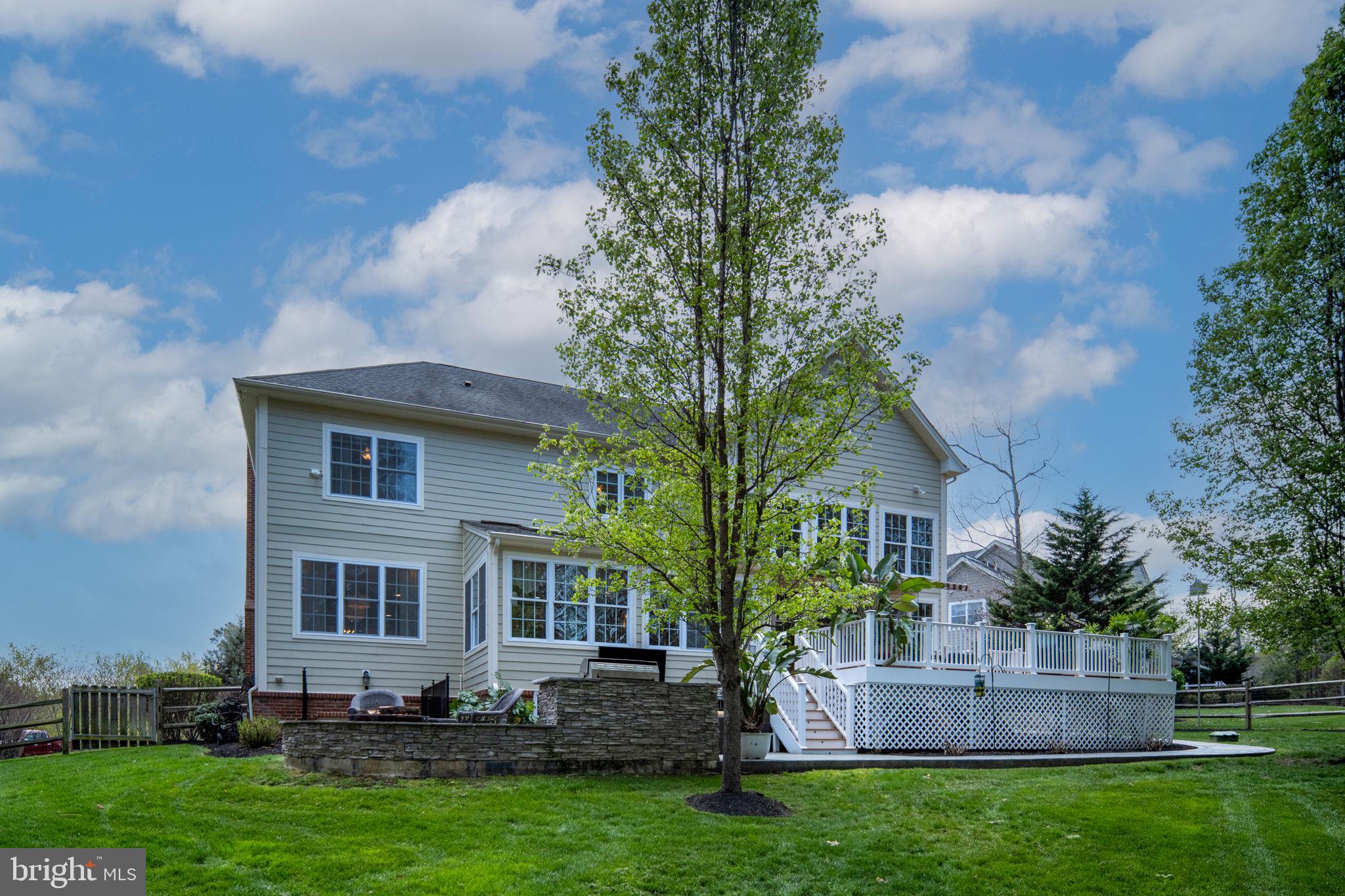FAWN LAKE - Residential