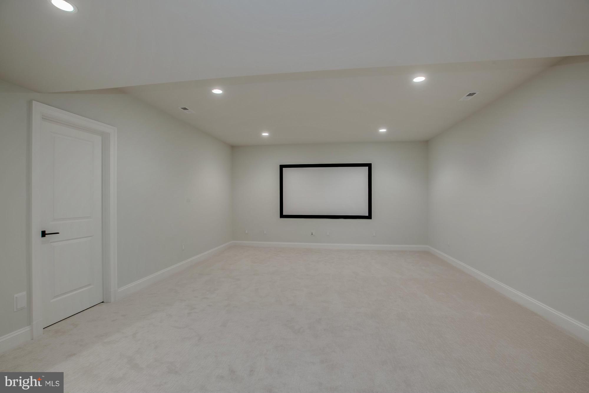LANGLEY FOREST - Residential Lease