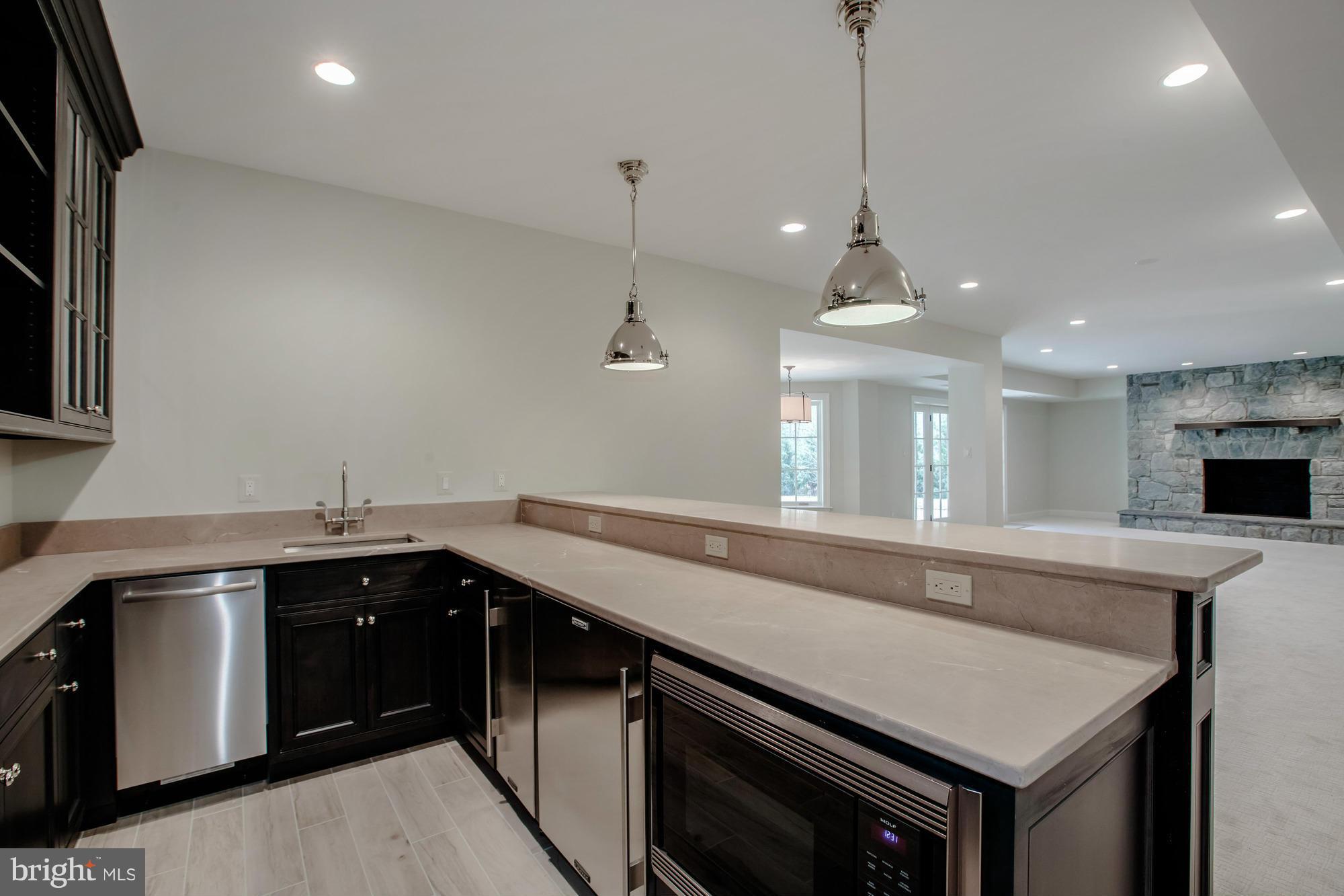LANGLEY FOREST - Residential Lease