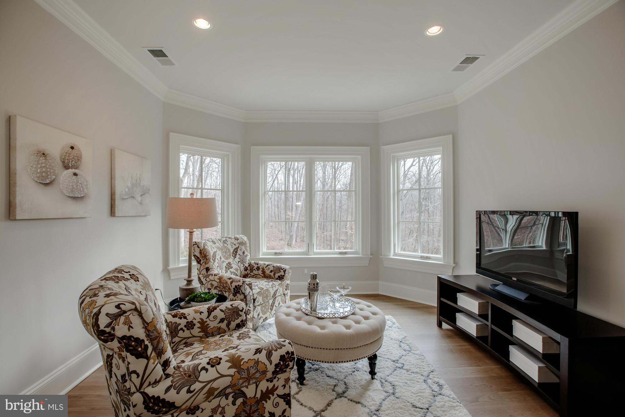 LANGLEY FOREST - Residential Lease