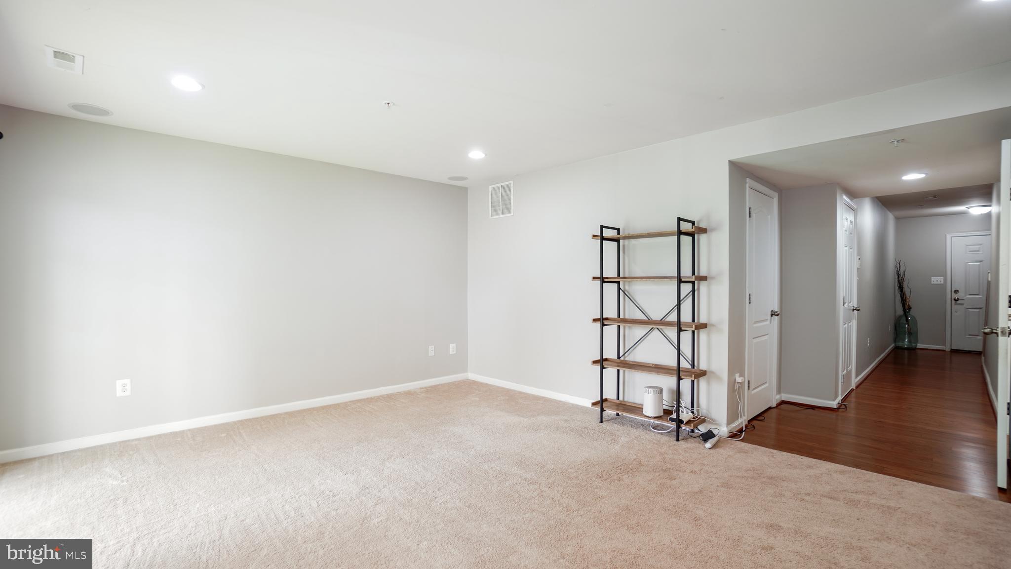 7004 DANNFIELD COURT