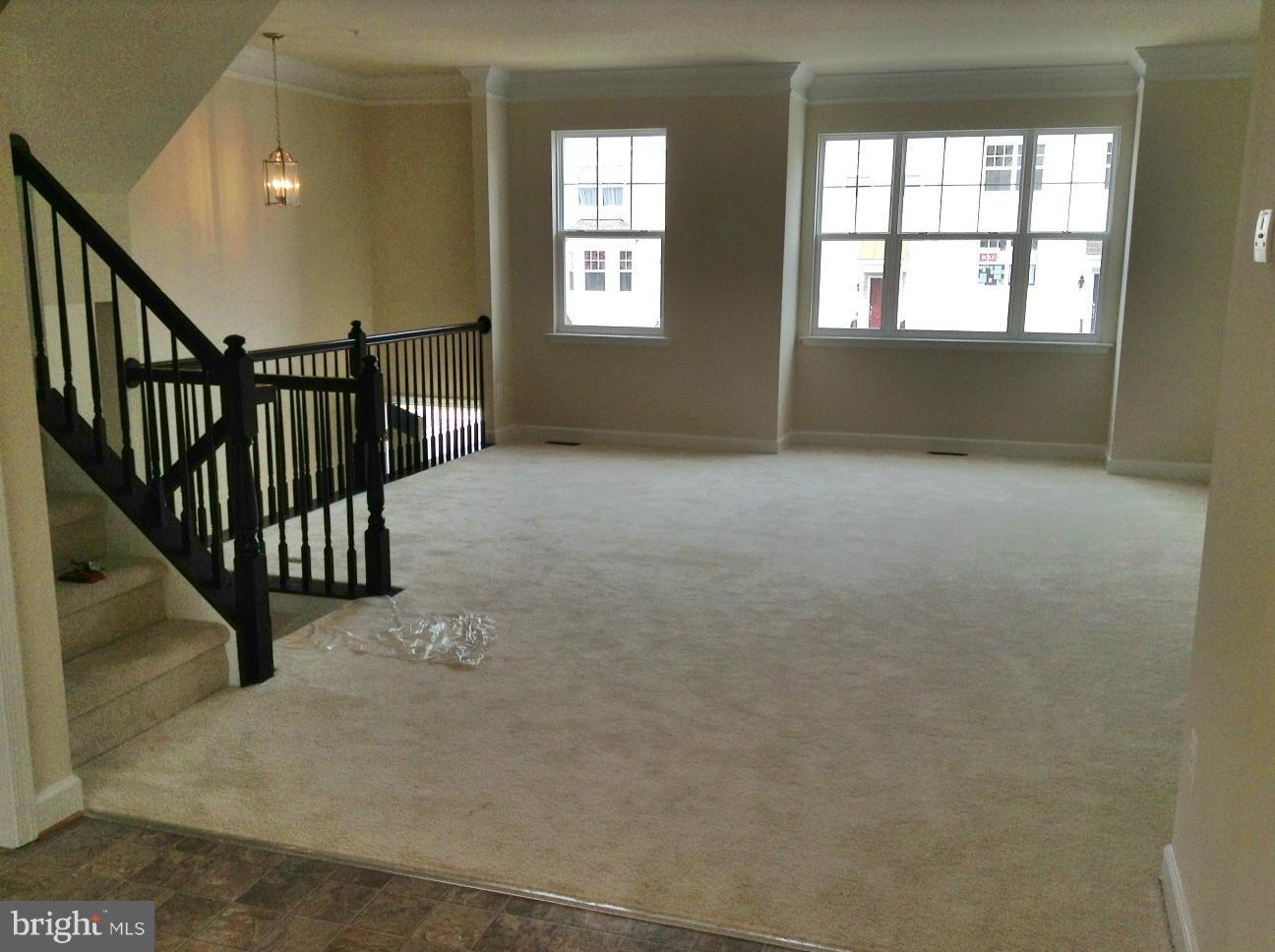 OAK TREE LANDING - Residential