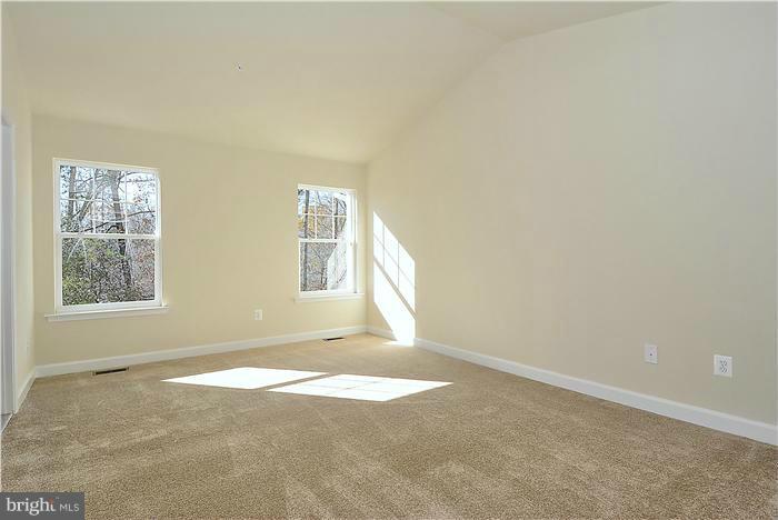 OAK TREE LANDING - Residential