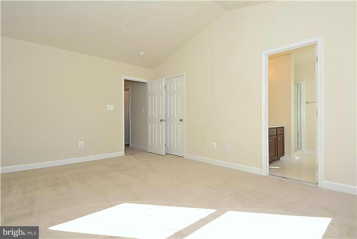 OAK TREE LANDING - Residential