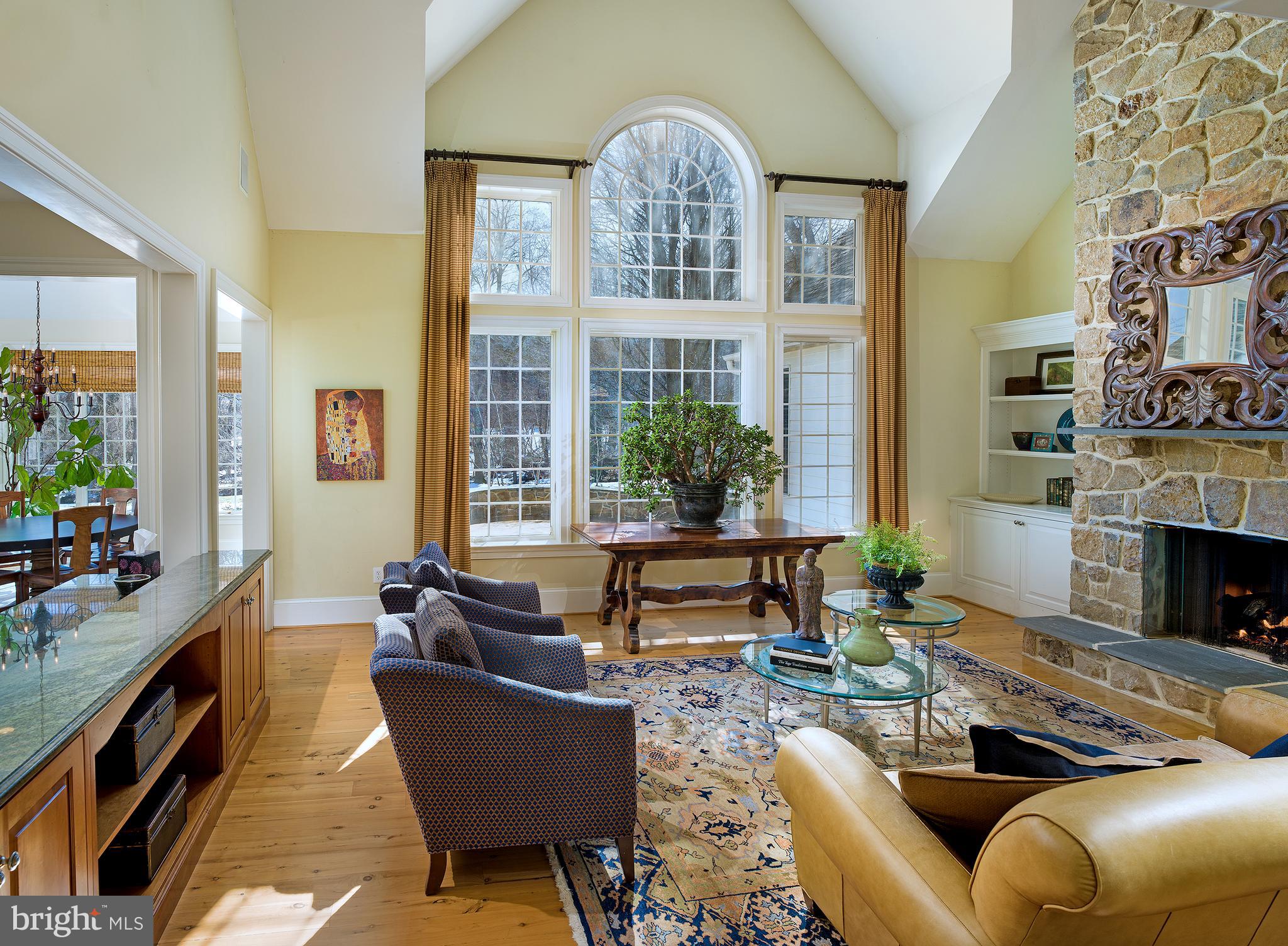 WHITEGATE - Residential