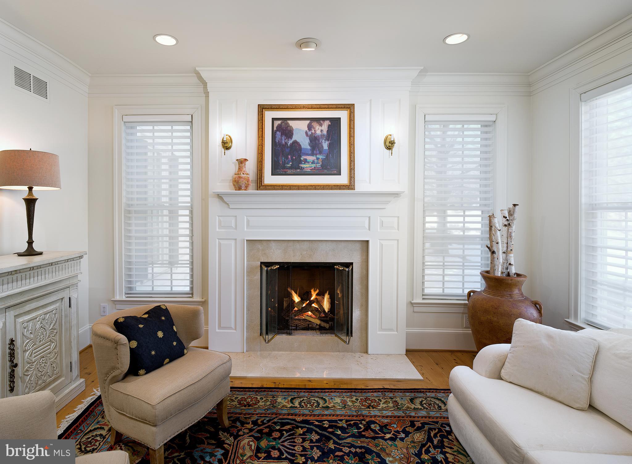 WHITEGATE - Residential