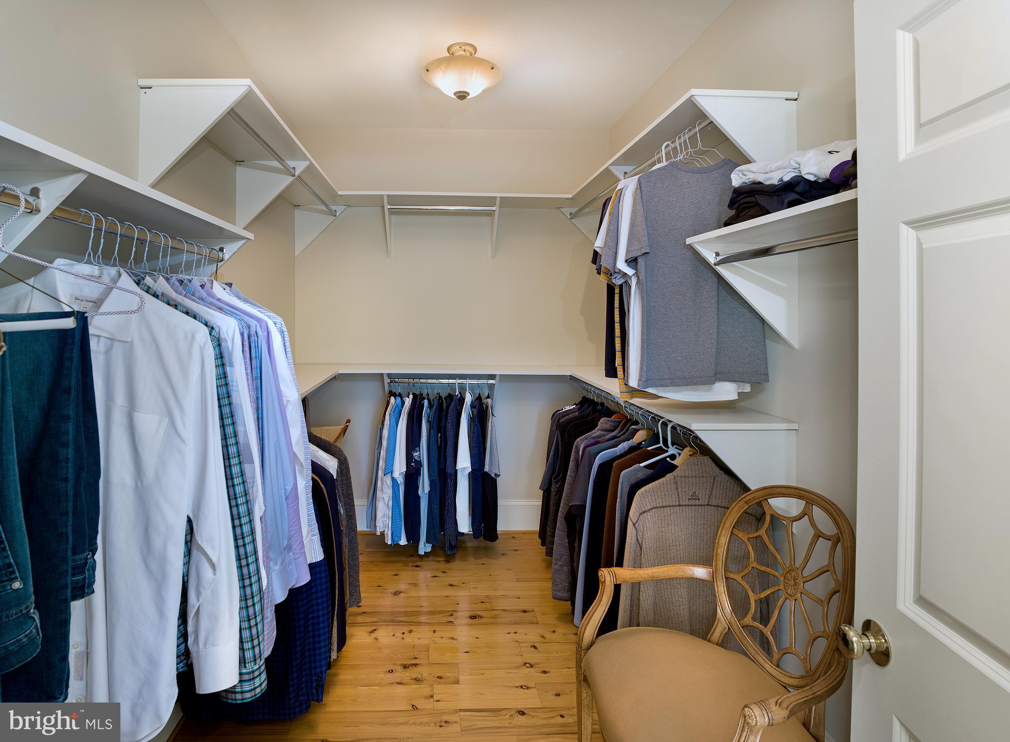 WHITEGATE - Residential