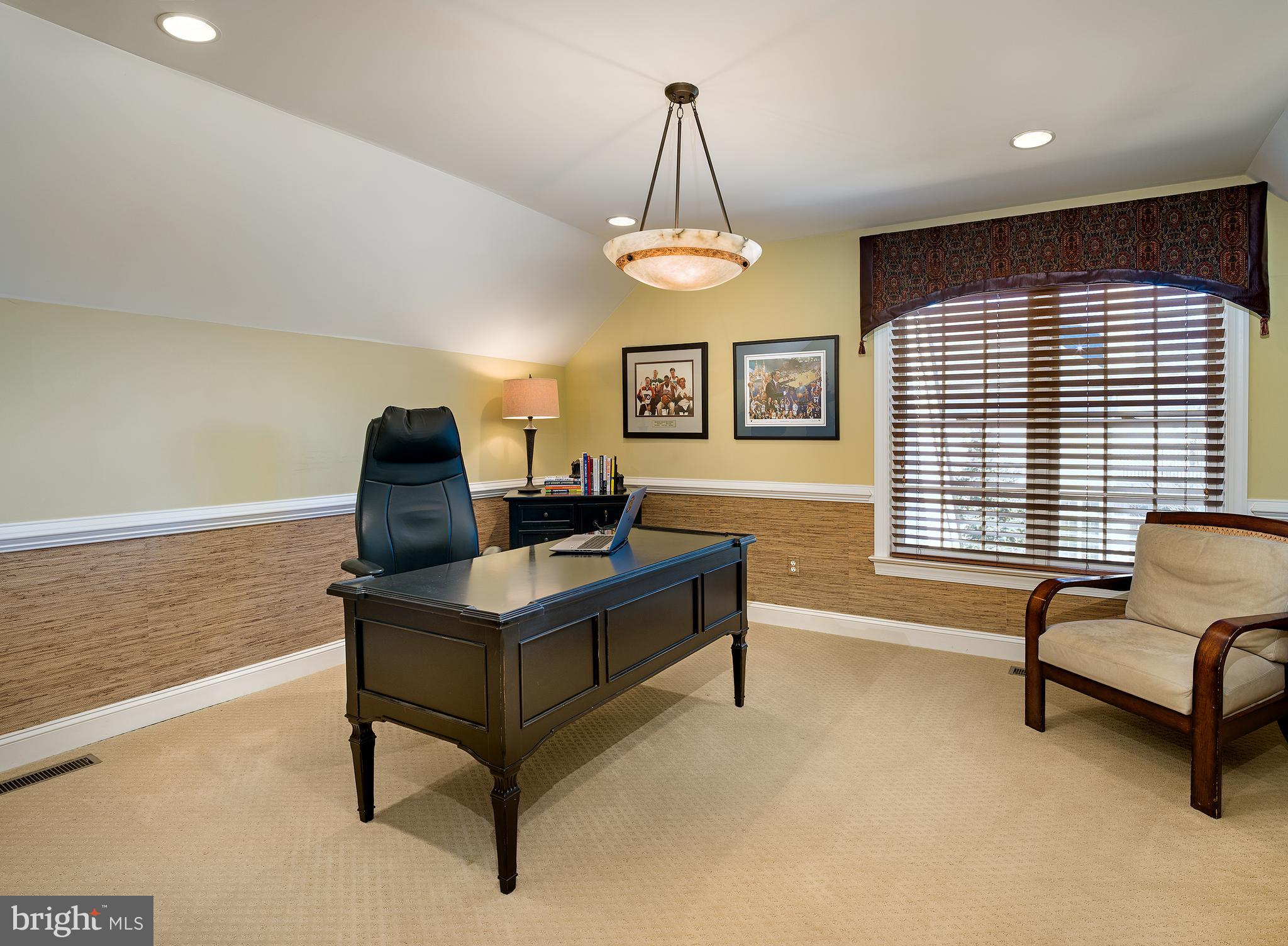 WHITEGATE - Residential