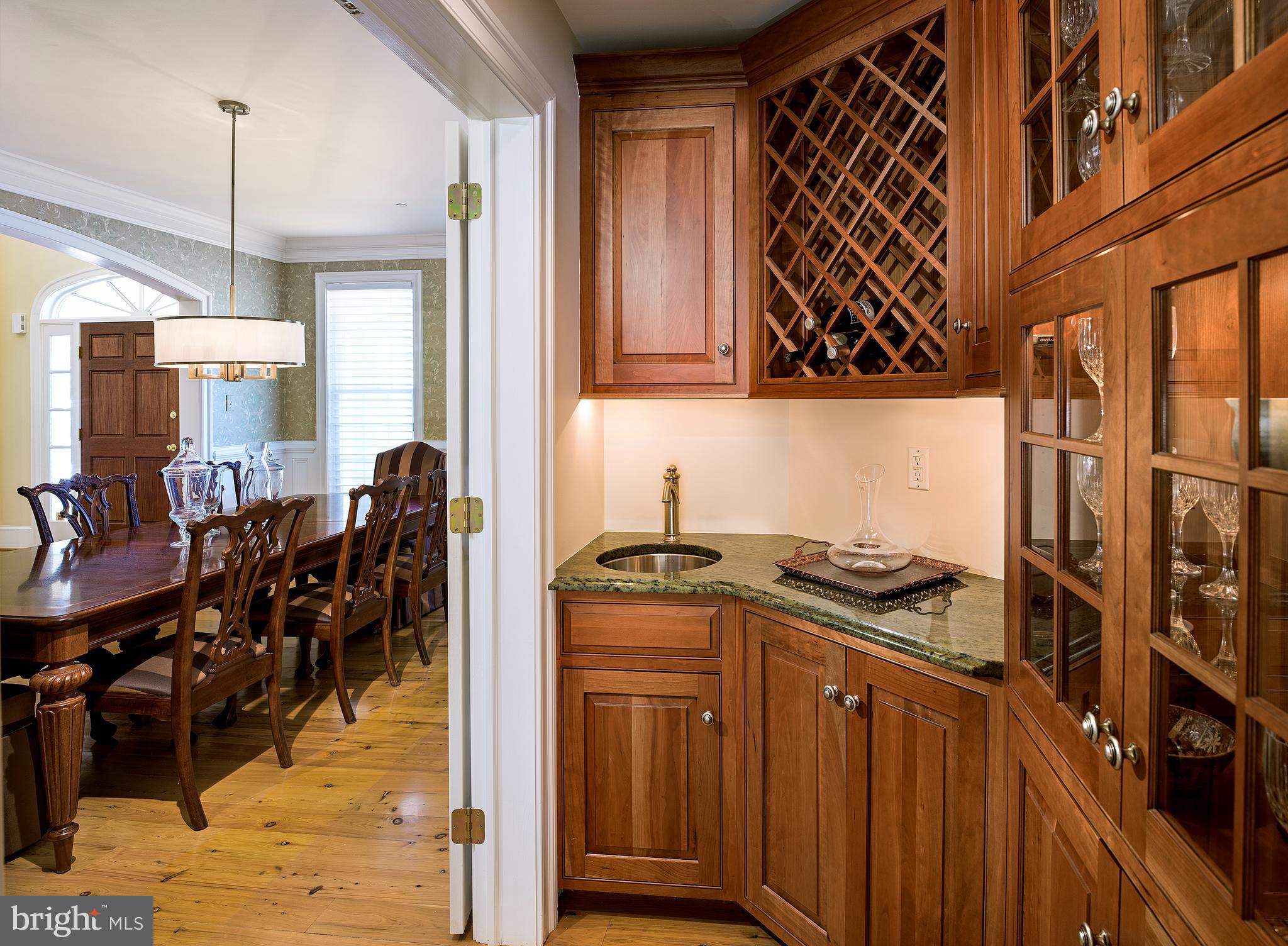 WHITEGATE - Residential