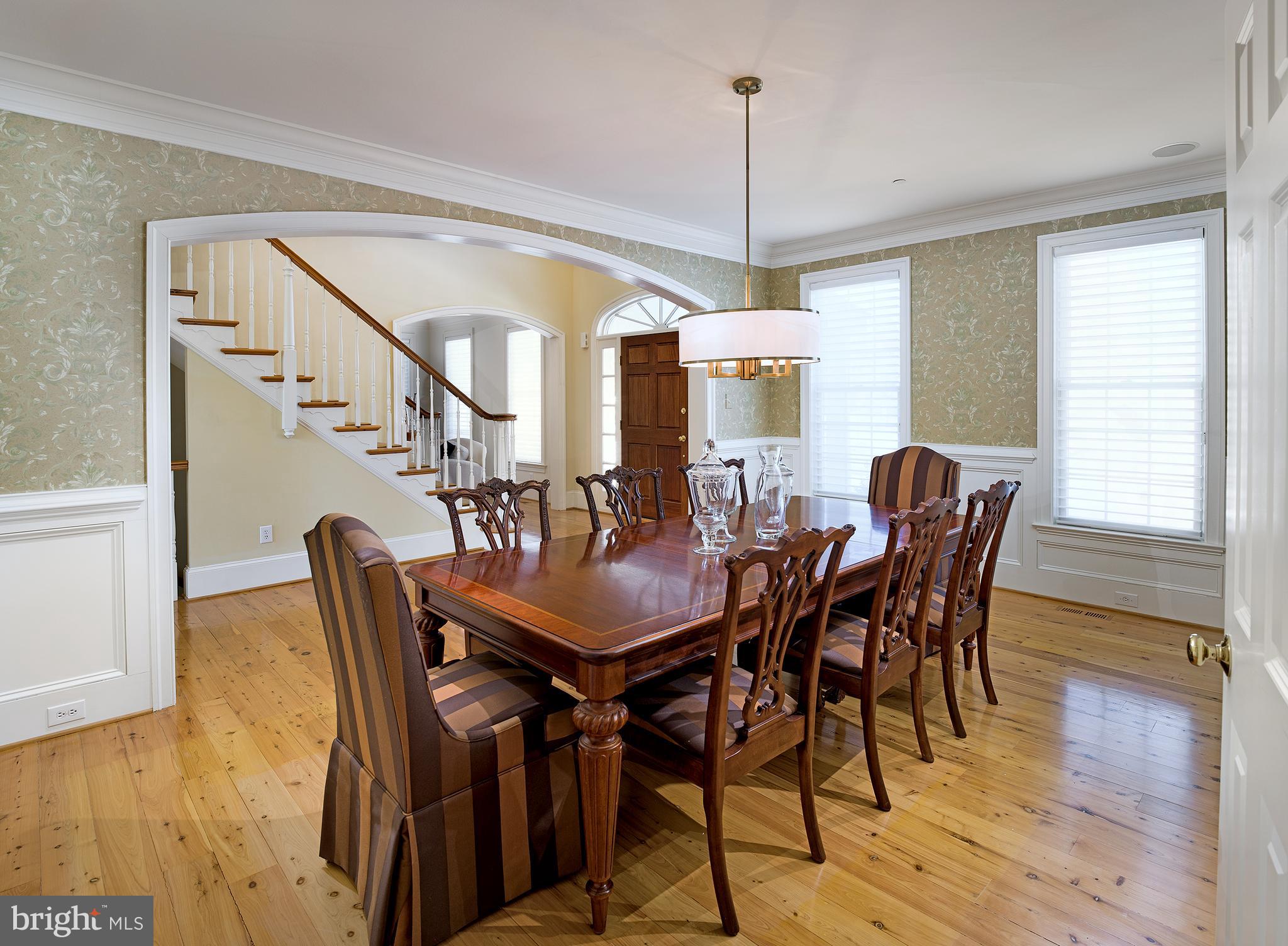 WHITEGATE - Residential