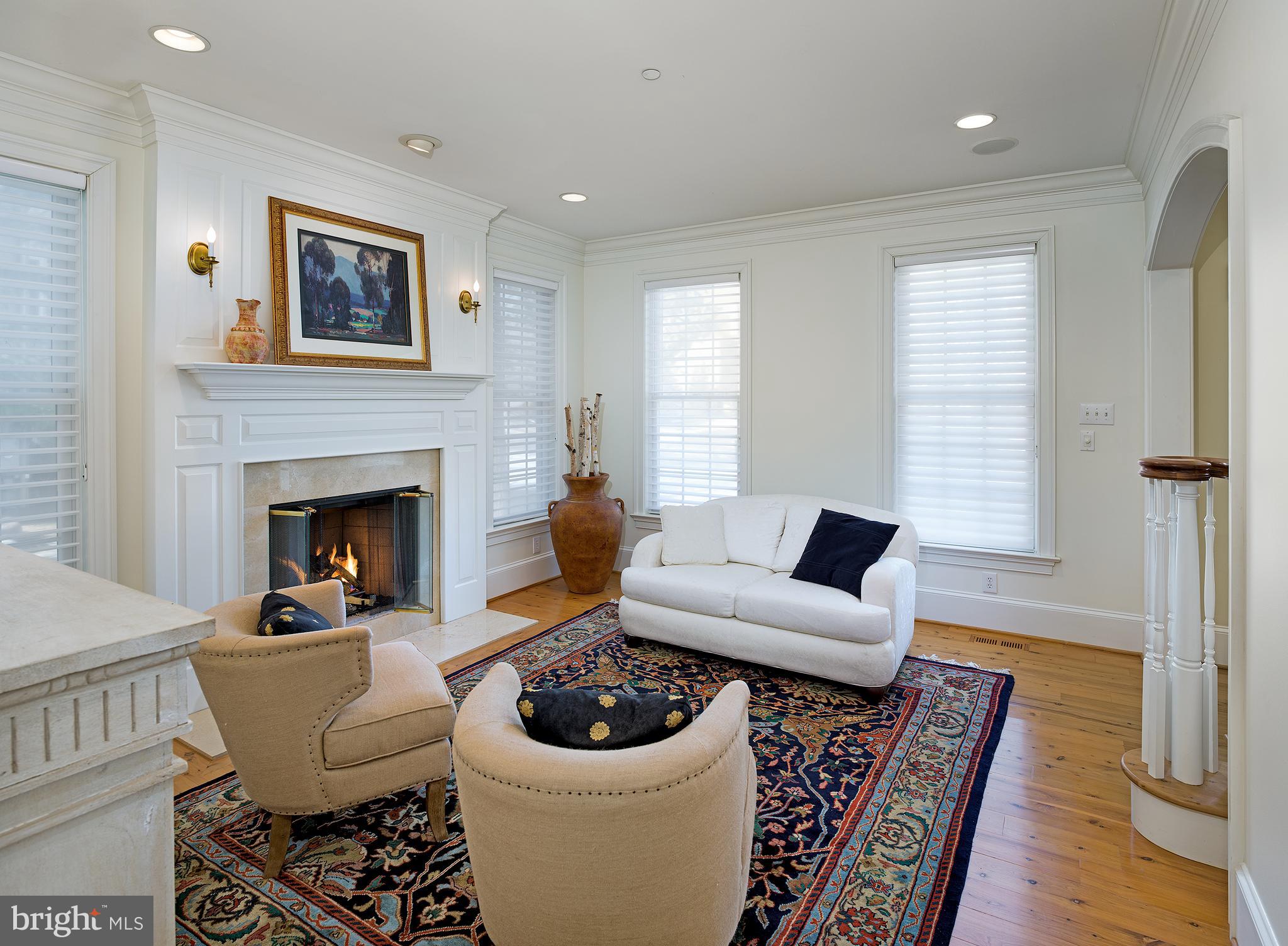 WHITEGATE - Residential