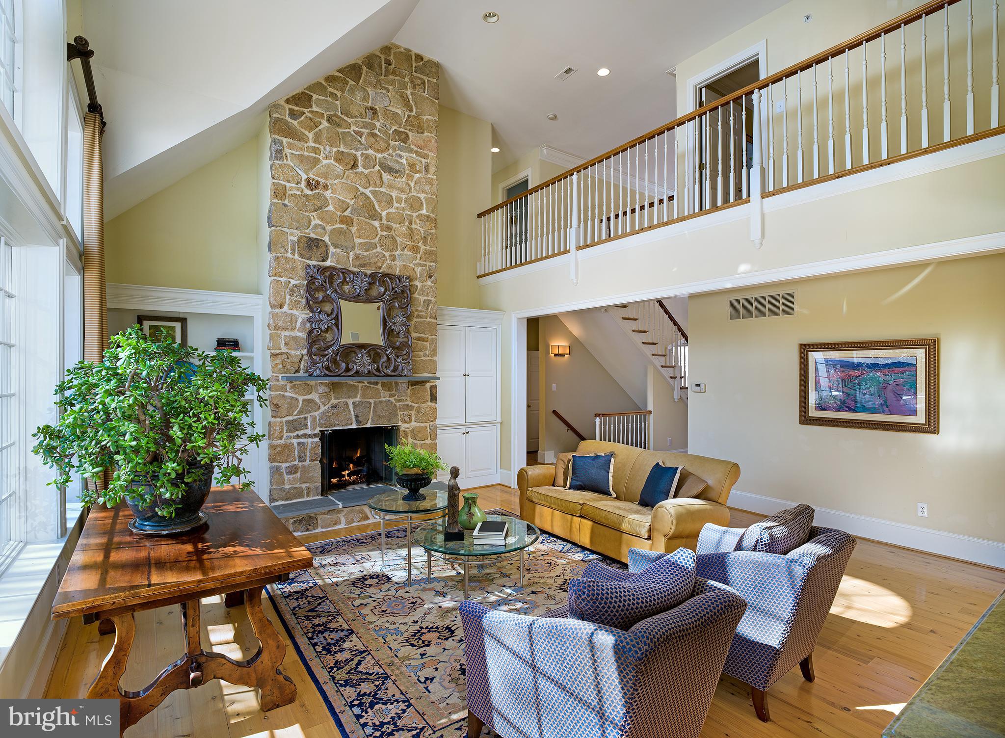 WHITEGATE - Residential