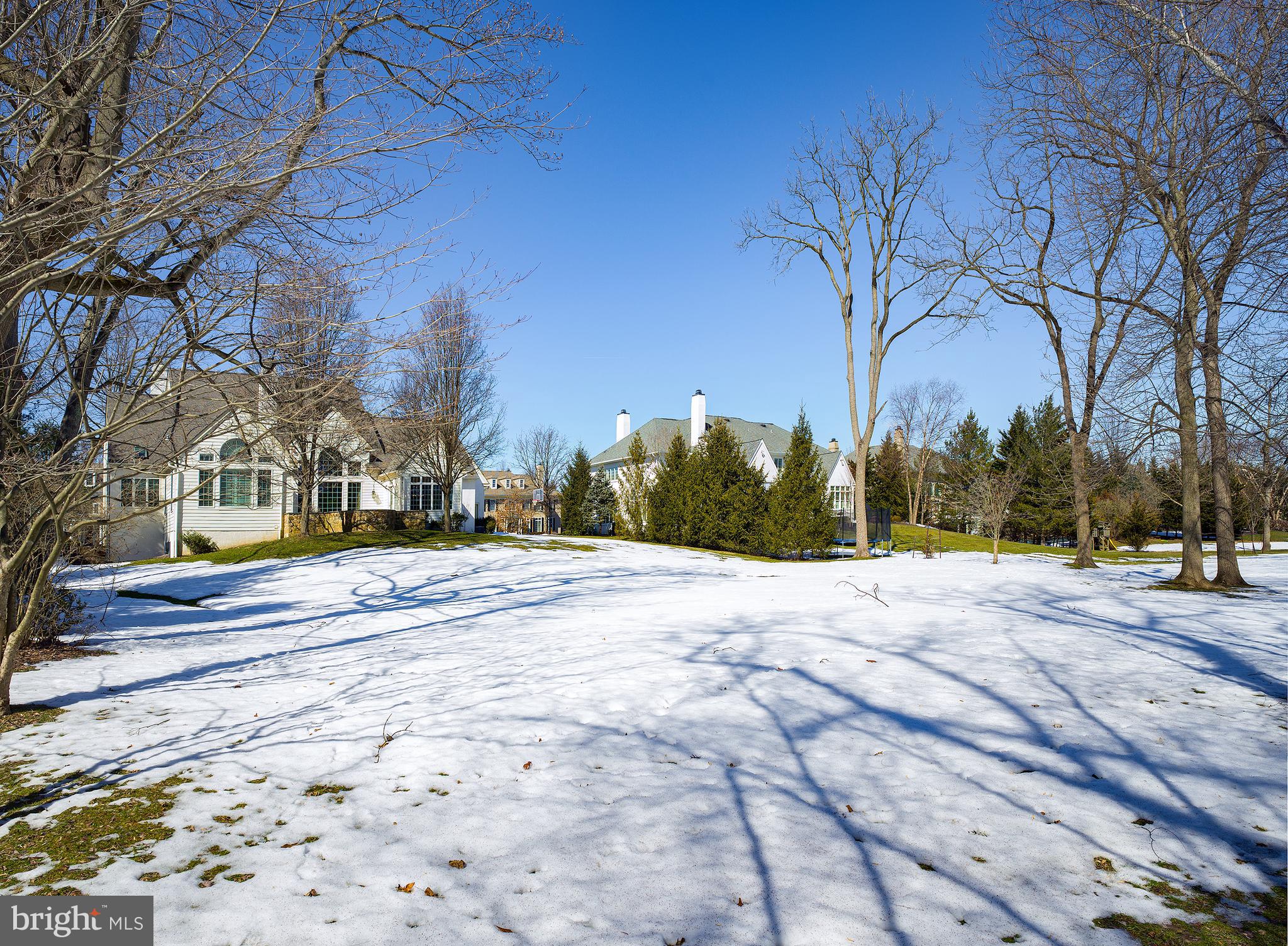 WHITEGATE - Residential