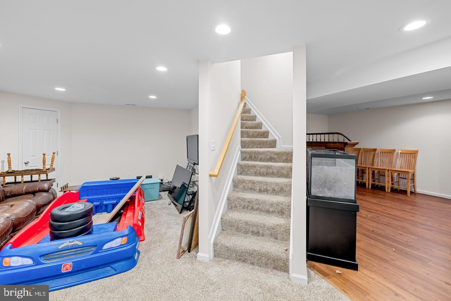 DANIEL'S MILL OVERLOOK - Residential Lease