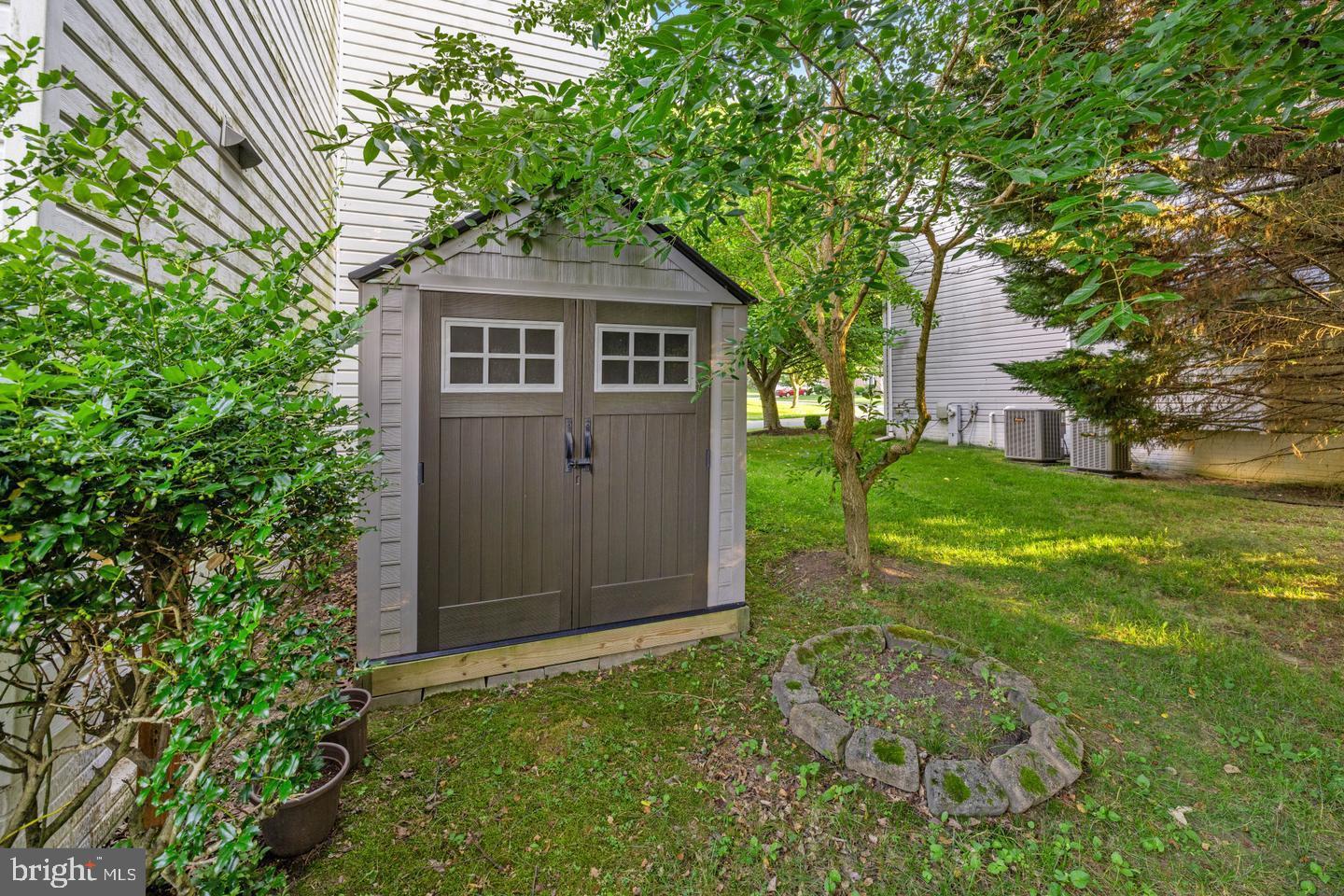 DANIEL'S MILL OVERLOOK - Residential Lease