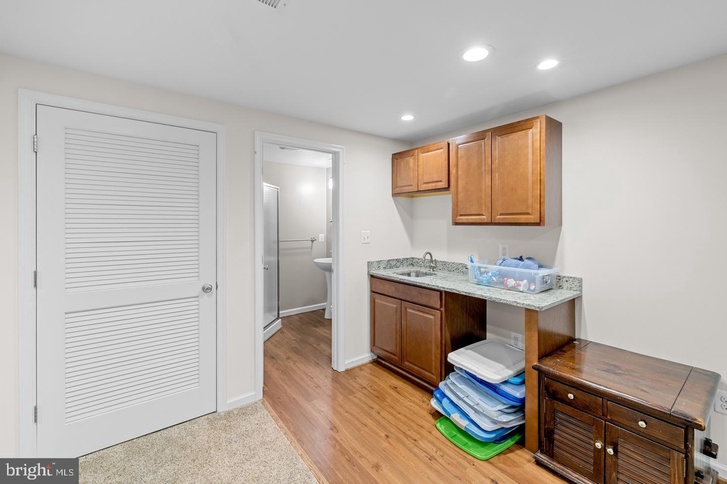 DANIEL'S MILL OVERLOOK - Residential Lease