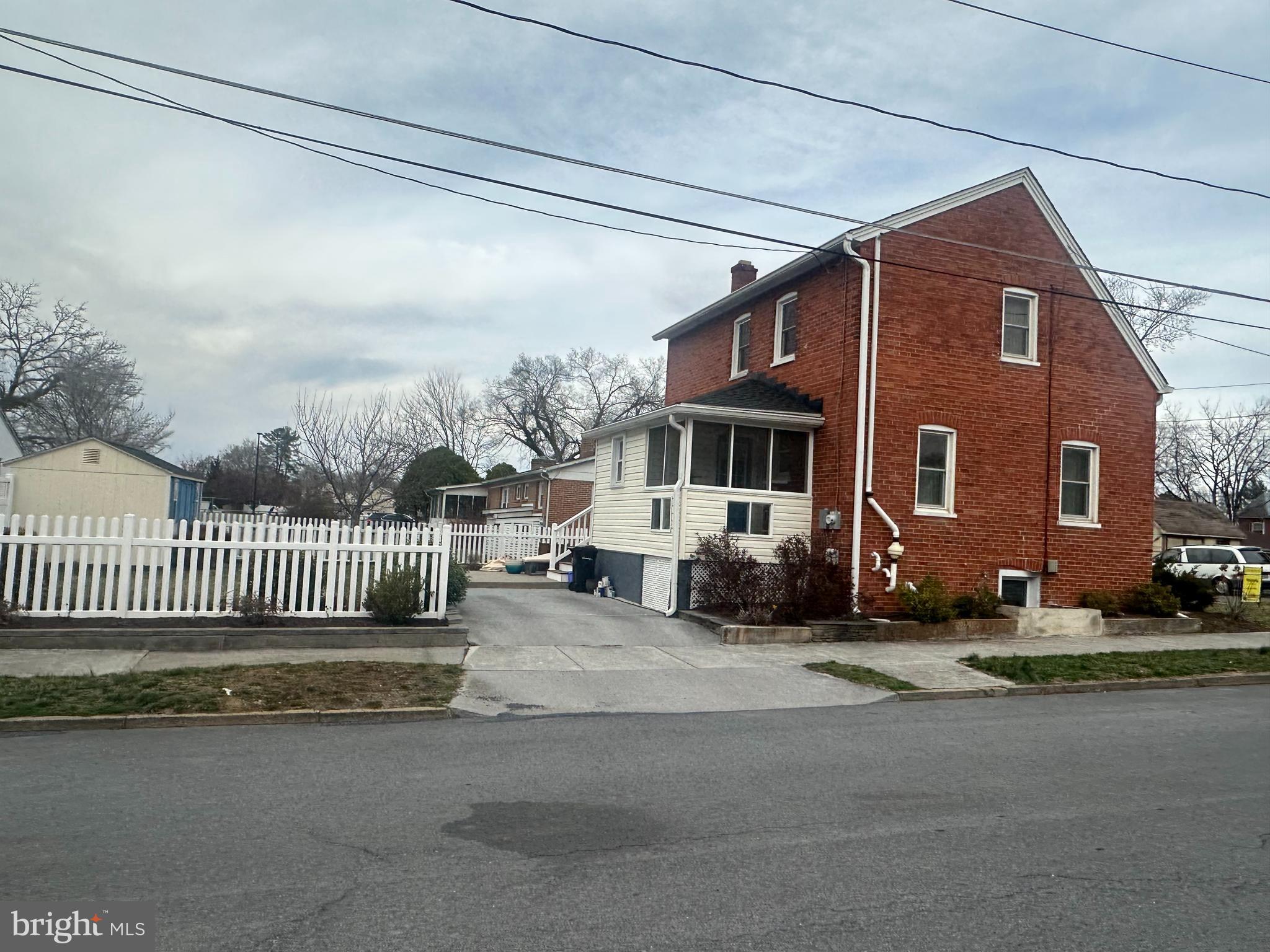 LIBERTY HEIGHTS - Residential